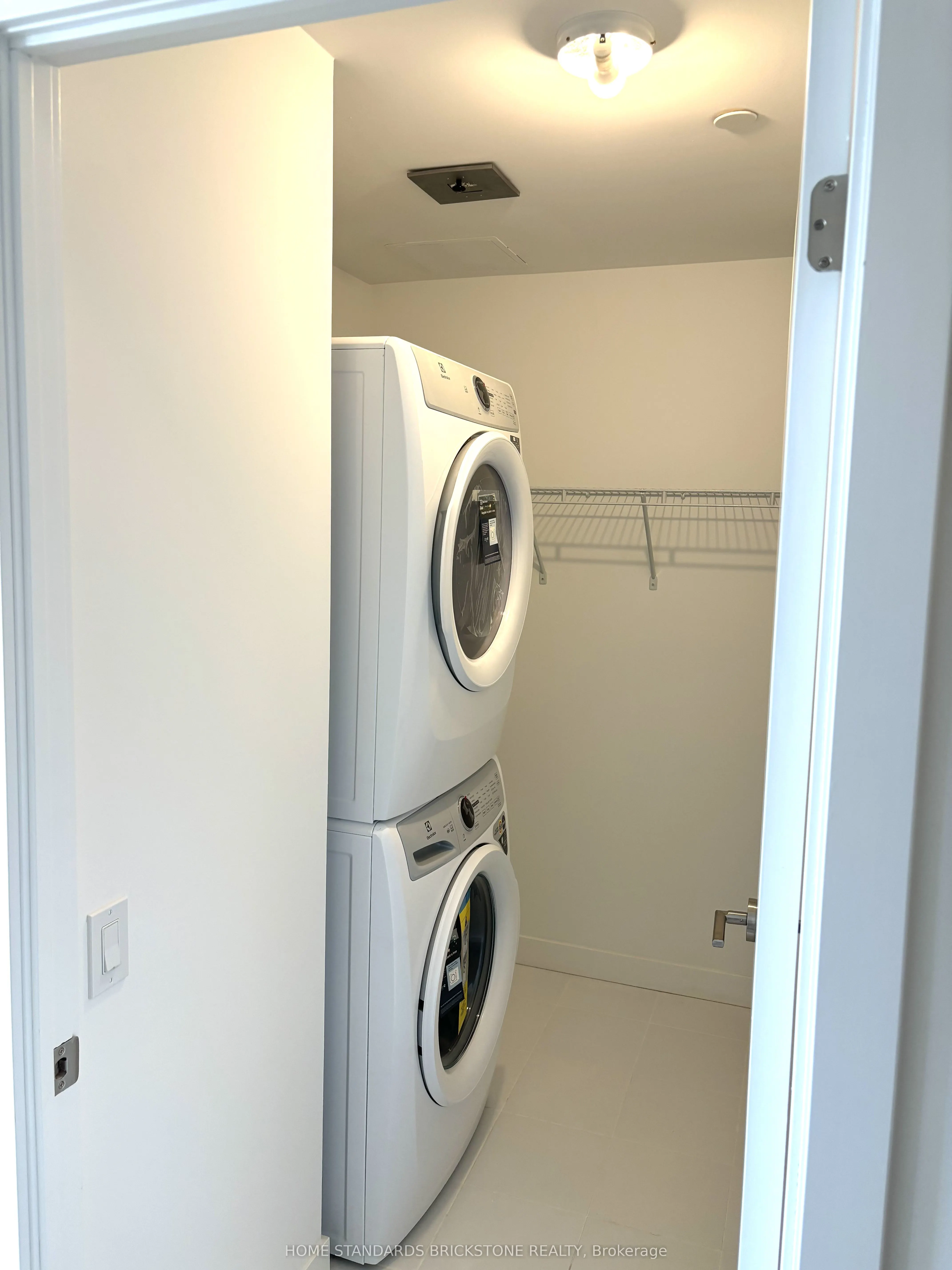 8 Olympic Garden Drive, #S507