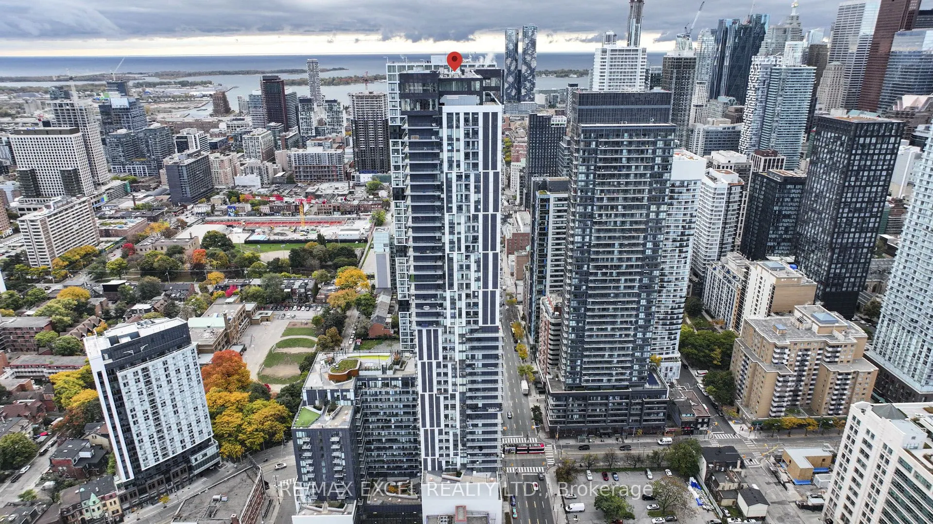 251 Javis St Street W, #740