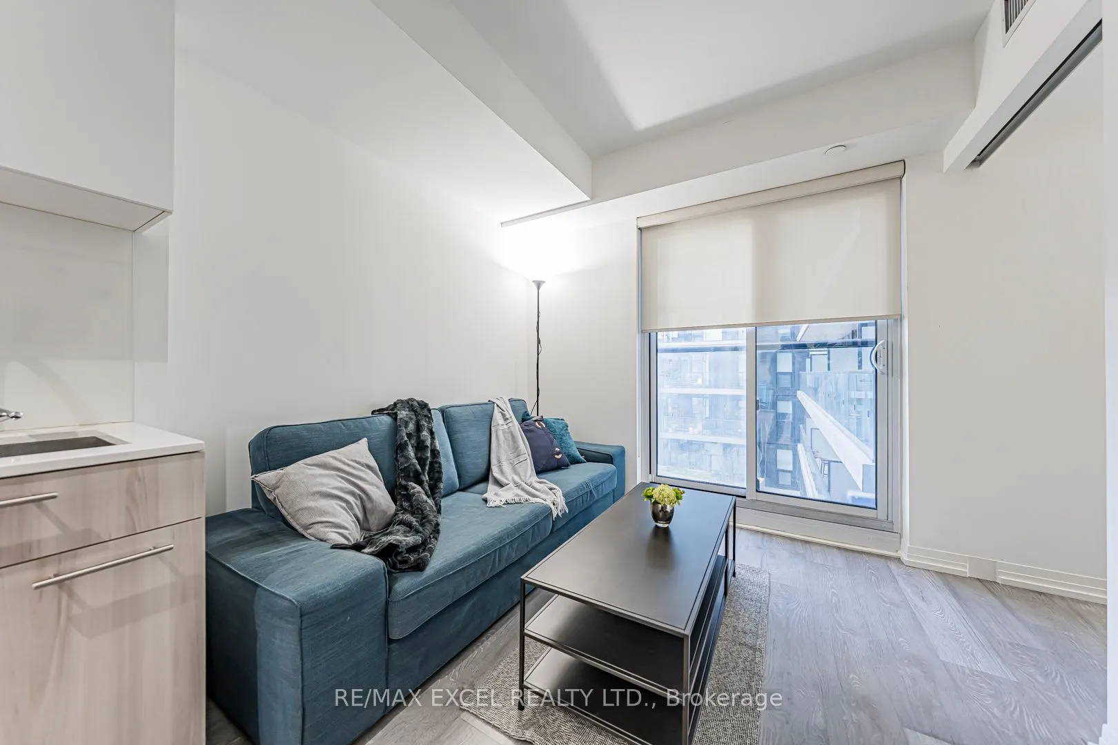 251 Javis St Street W, #740