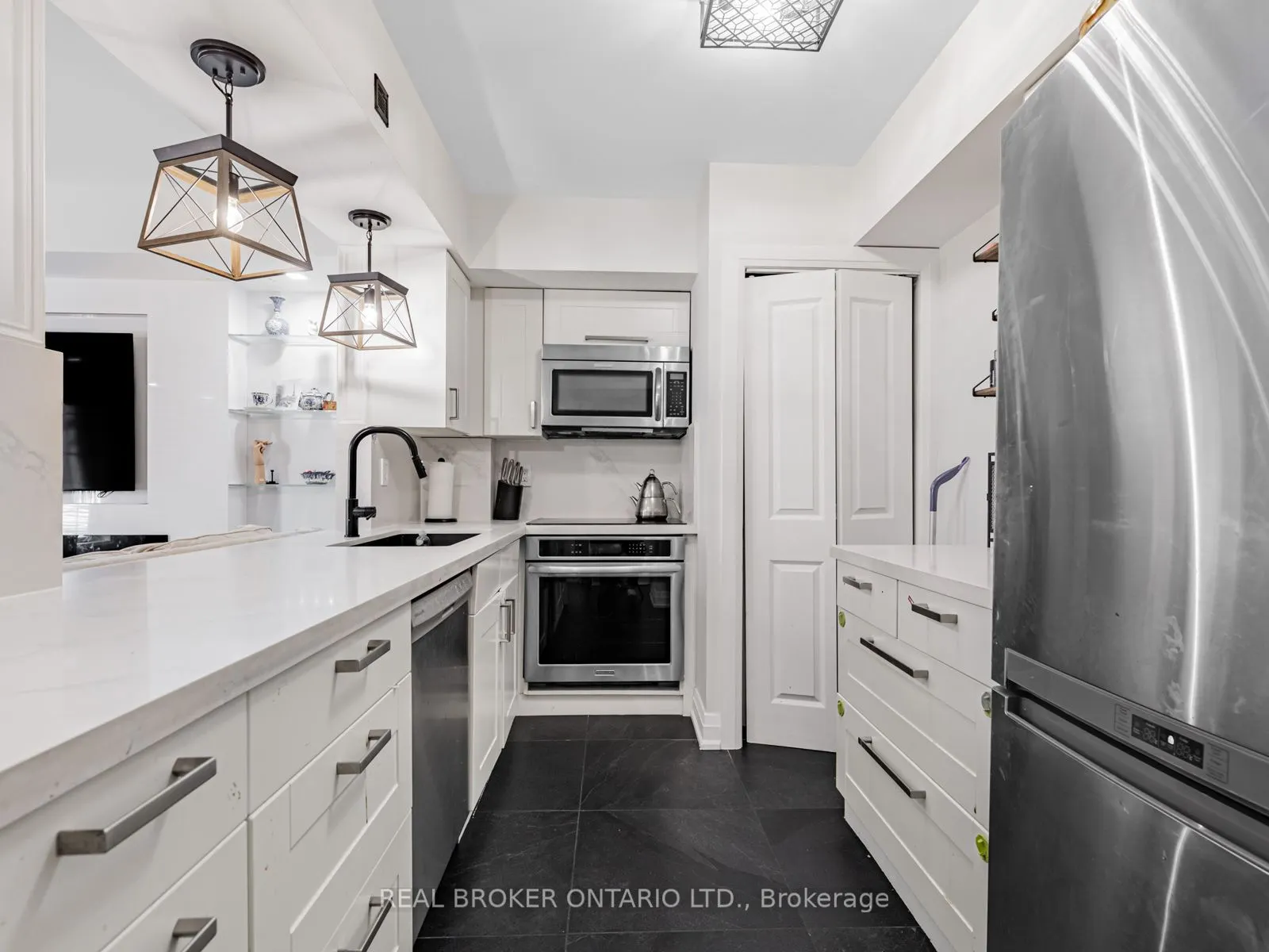 5 Everson Drive, #822