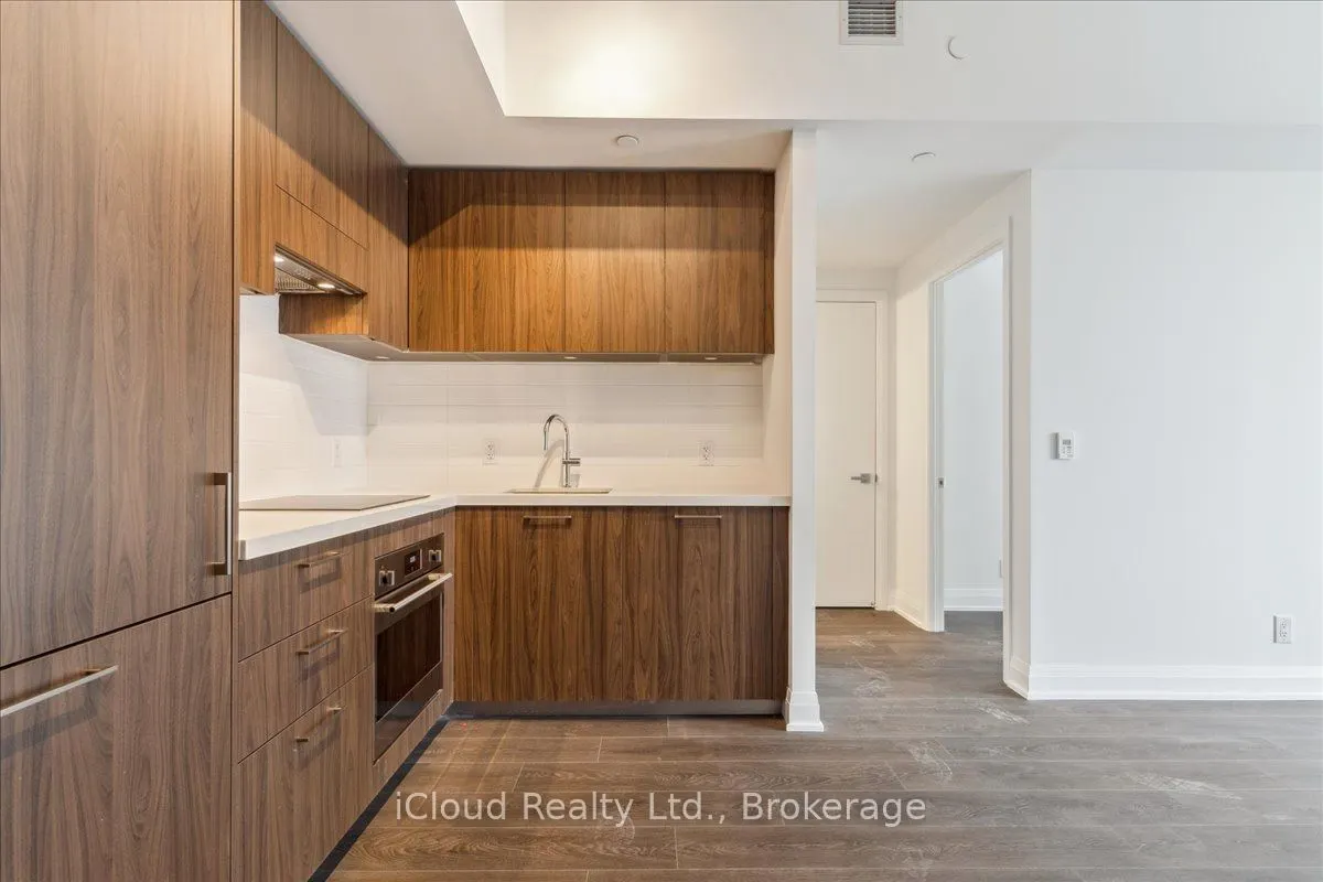 33 Frederick Todd Way, #1012