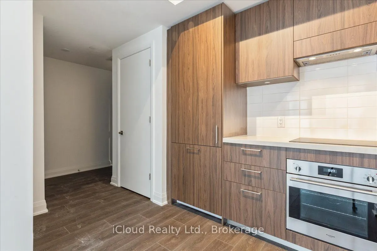 33 Frederick Todd Way, #1012