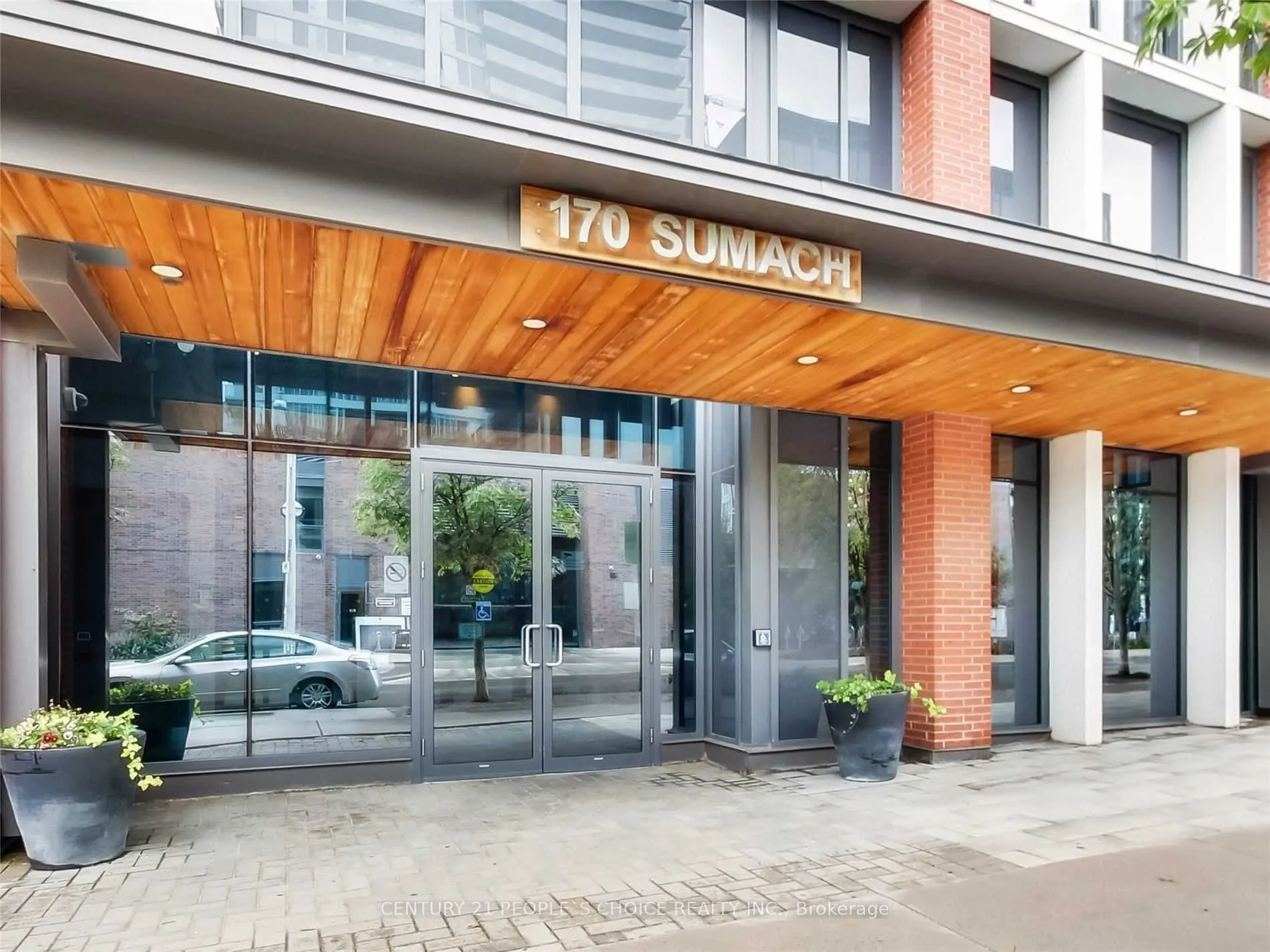 170 Sumach Street, #521