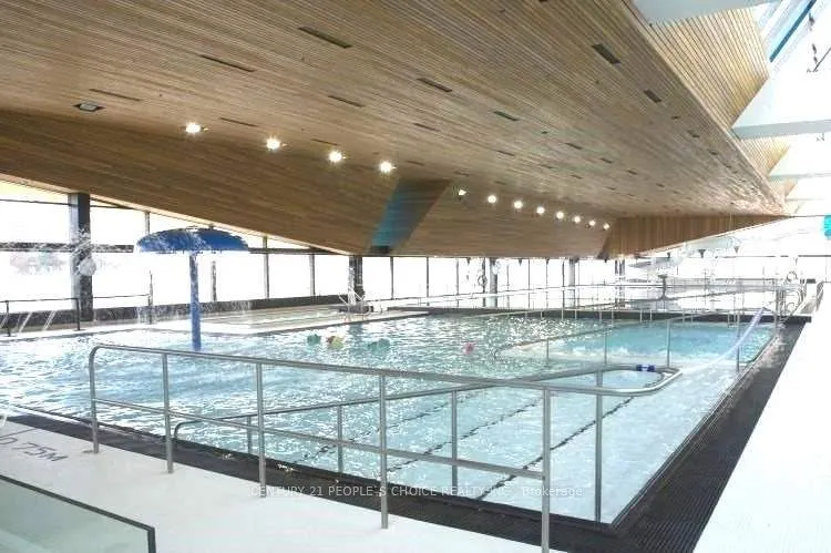 170 Sumach Street, #521