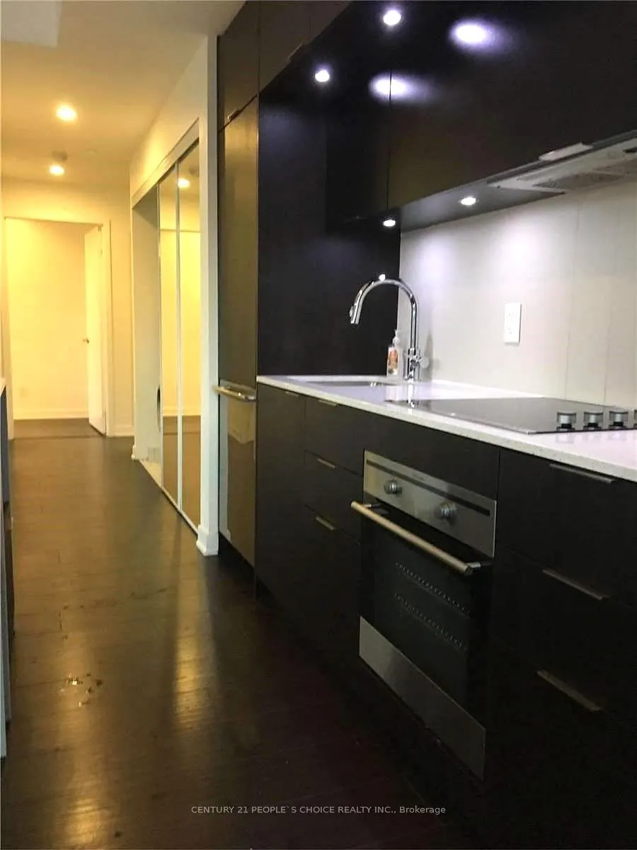 170 Sumach Street, #521