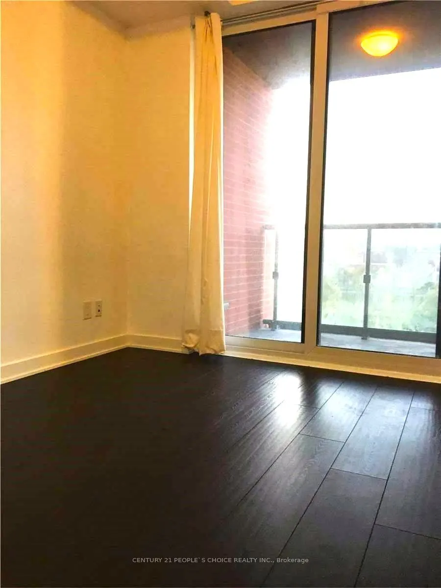 170 Sumach Street, #521