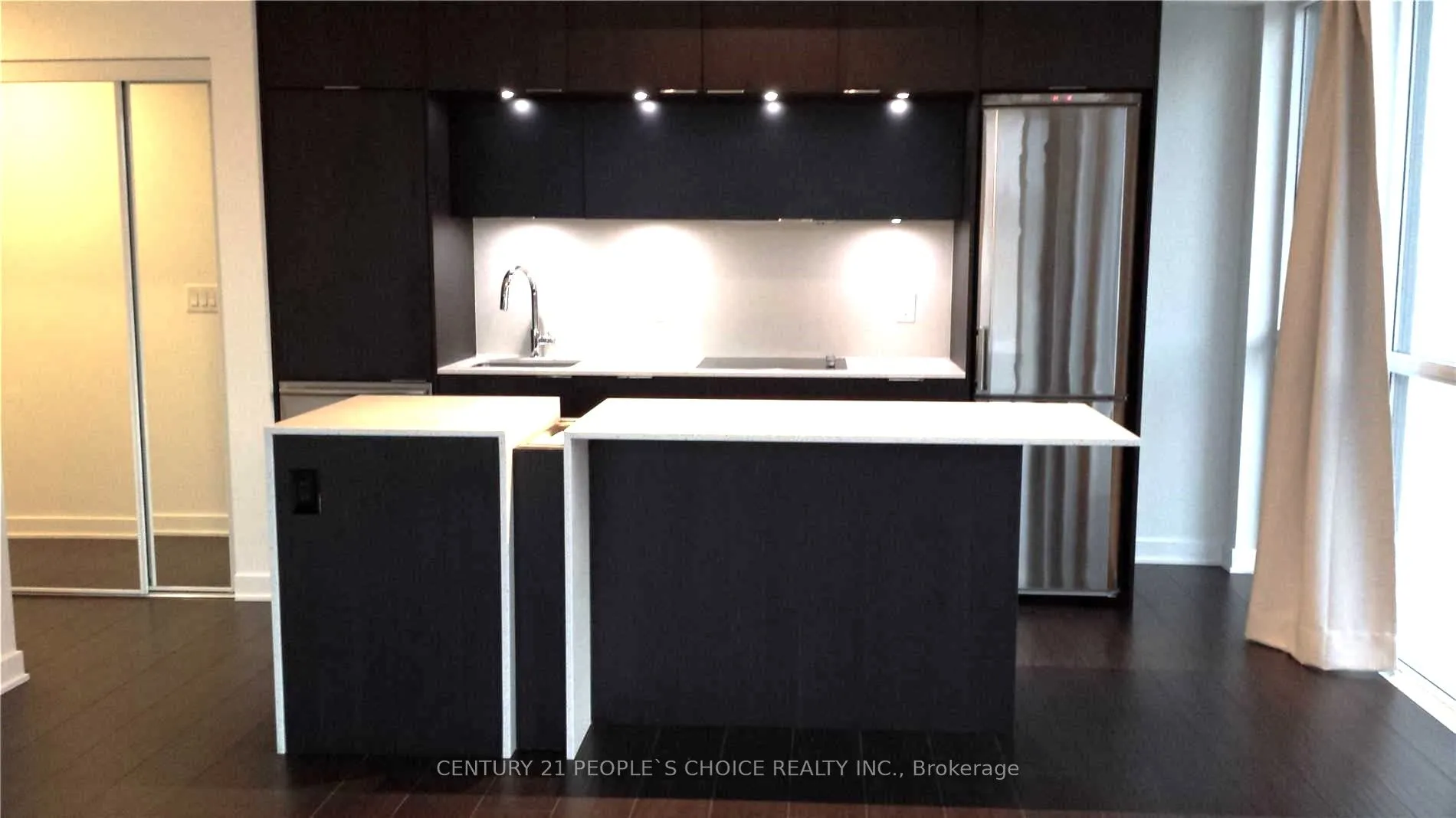 170 Sumach Street, #521