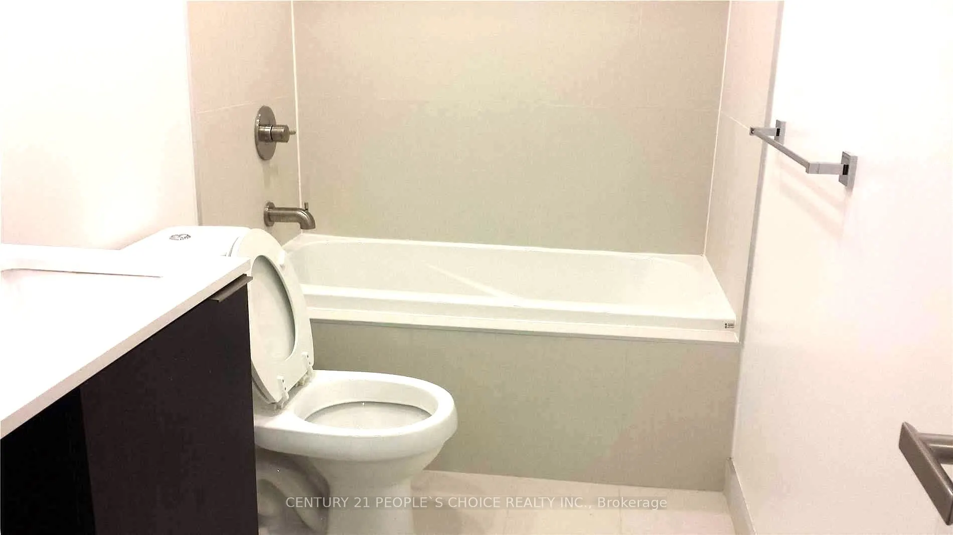 170 Sumach Street, #521