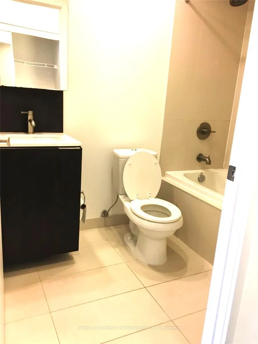 170 Sumach Street, #521