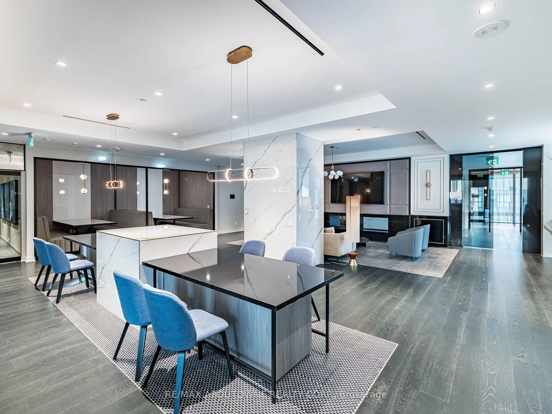 8 Wellesley Street, #1116