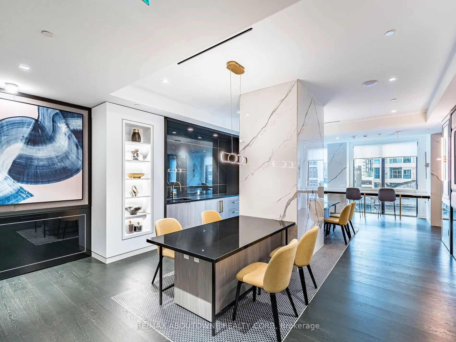 8 Wellesley Street, #1116