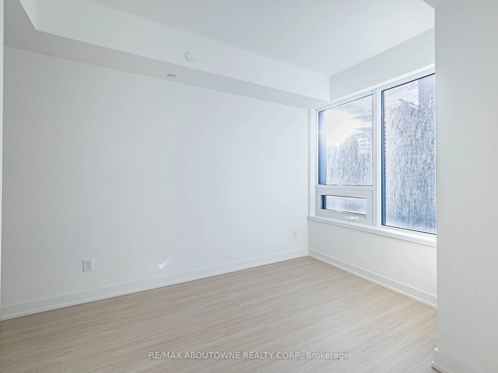 8 Wellesley Street, #1116