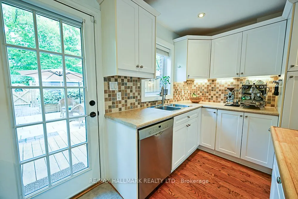 3318 Bathurst Street