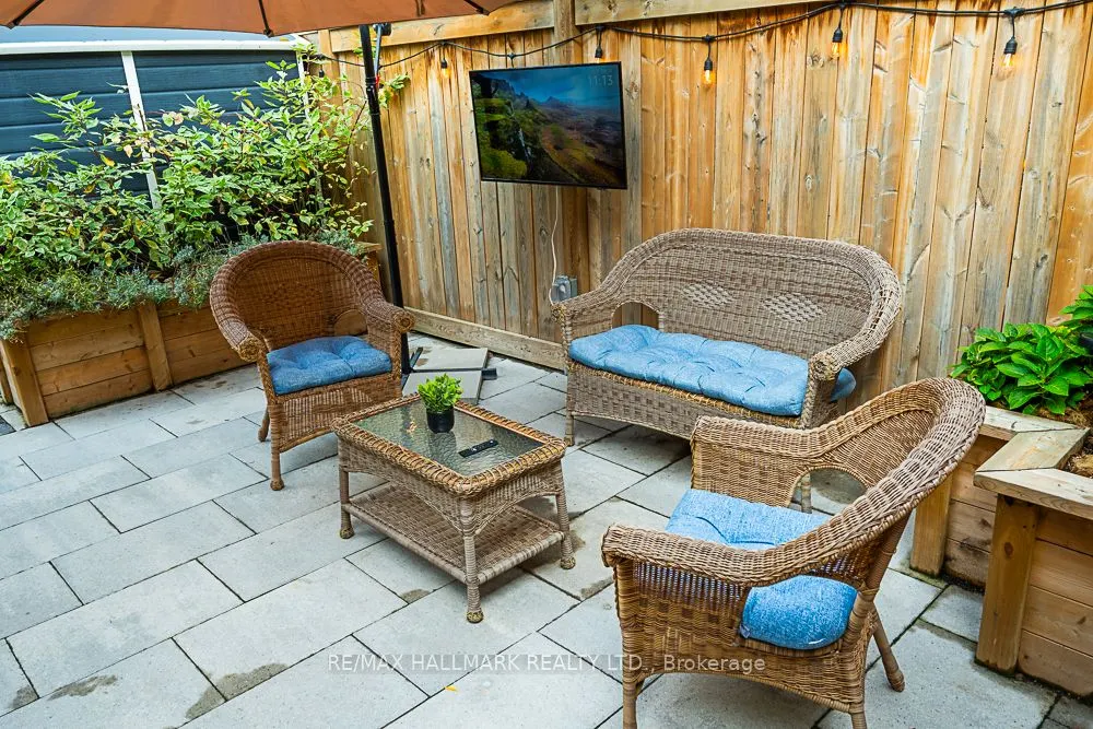 3318 Bathurst Street