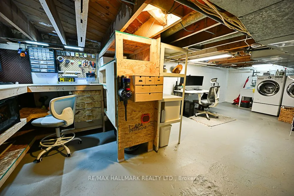 3318 Bathurst Street