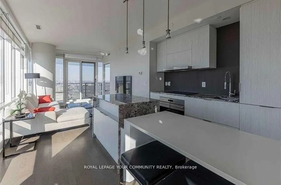 1 Bloor Street E, #5409F