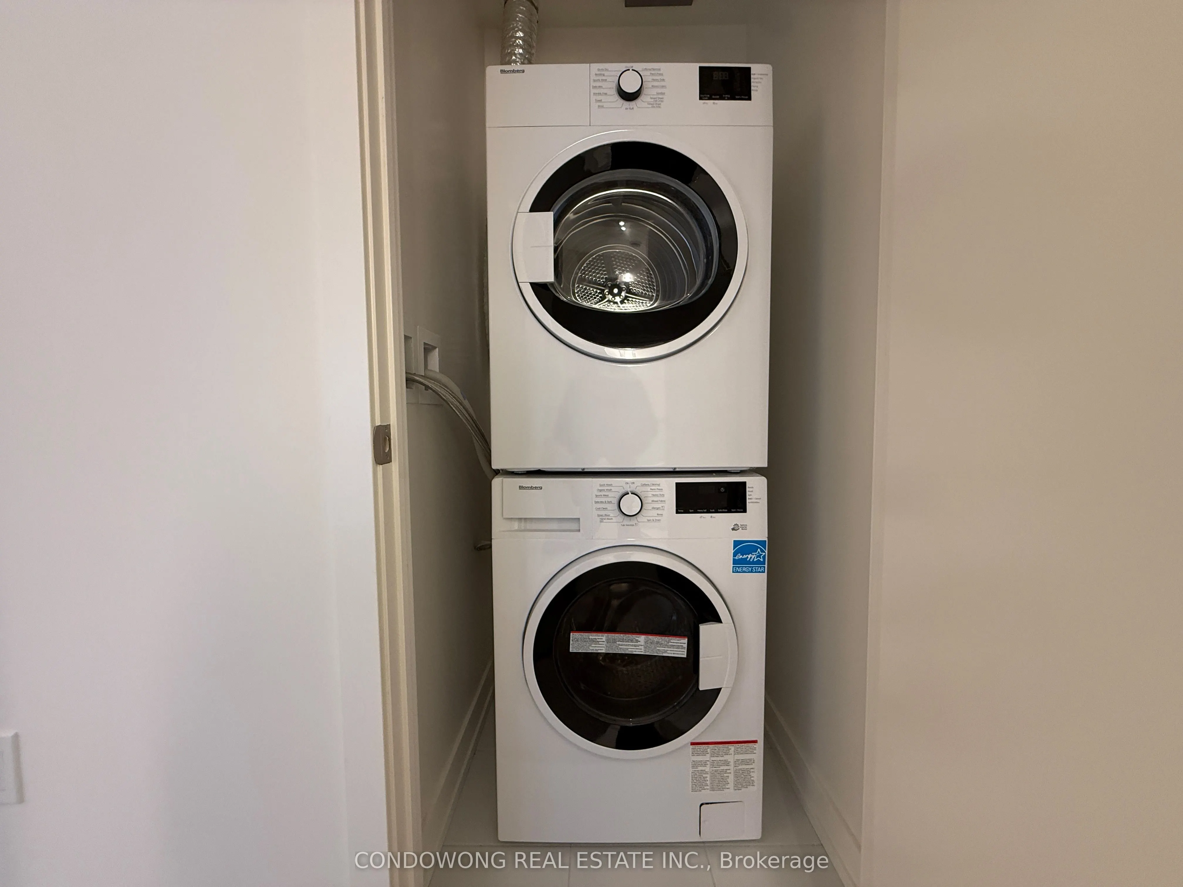 120 Broadway Avenue, #1106