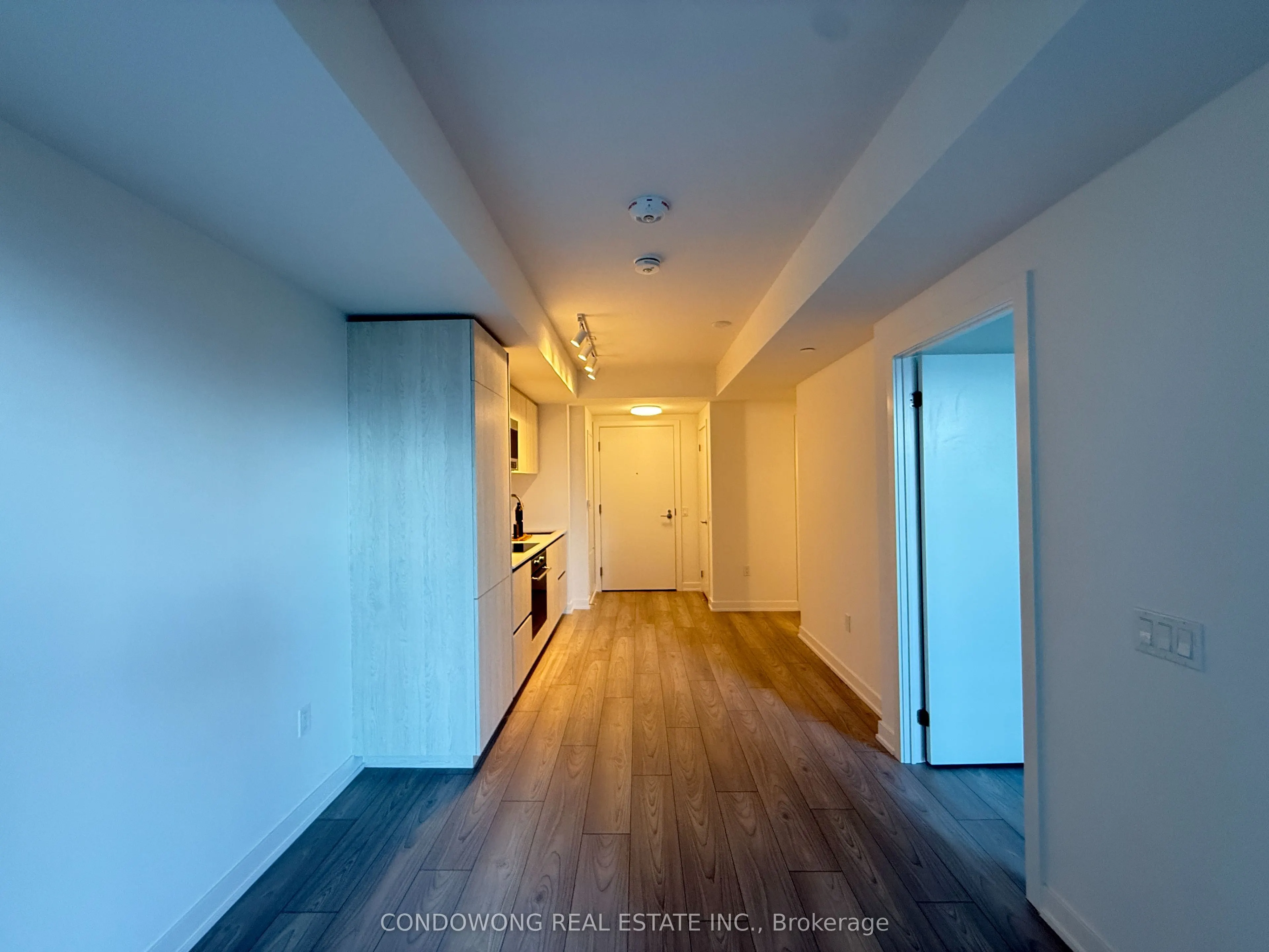 120 Broadway Avenue, #1106