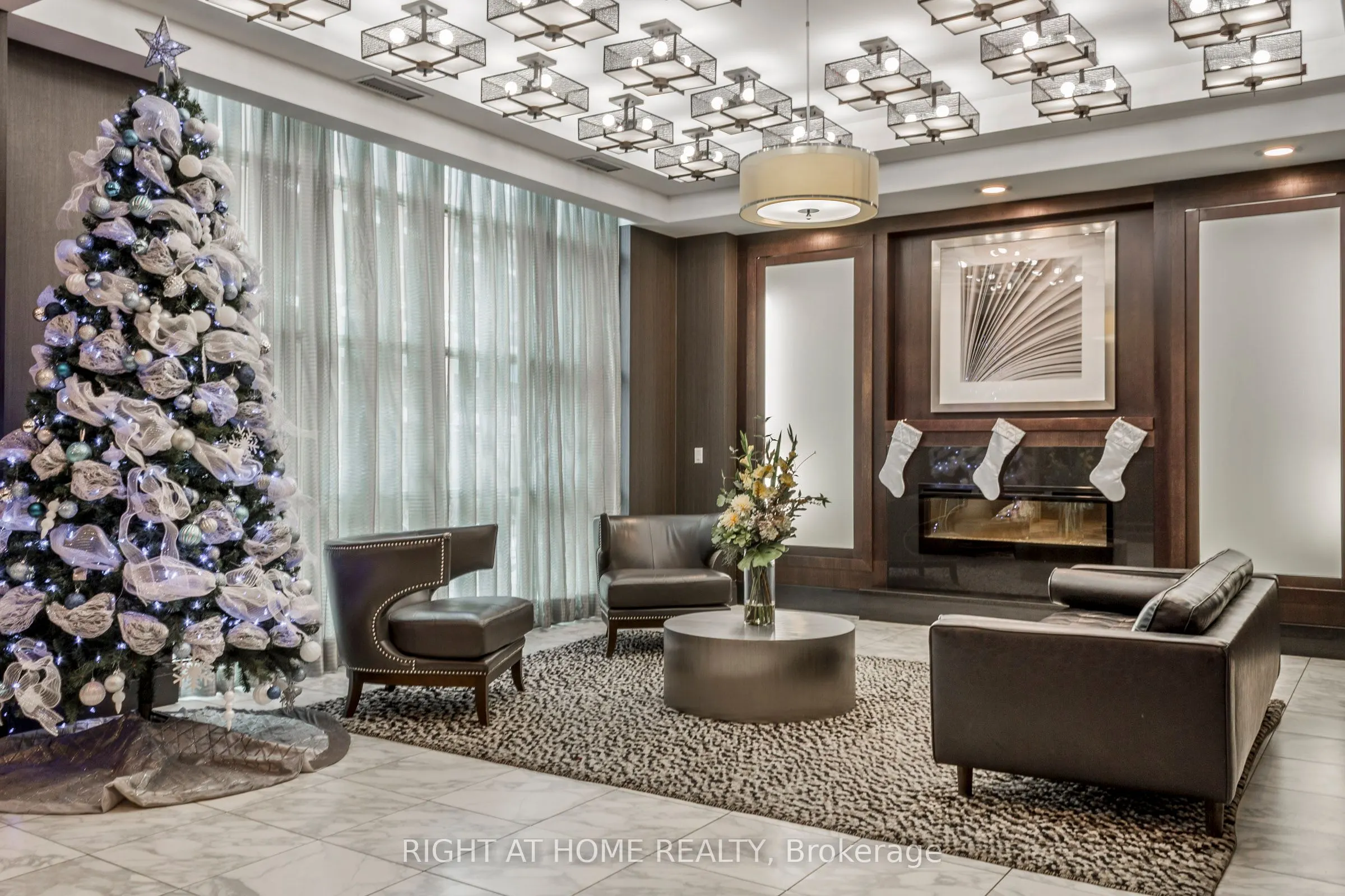 125 Western Battery Road W, #214