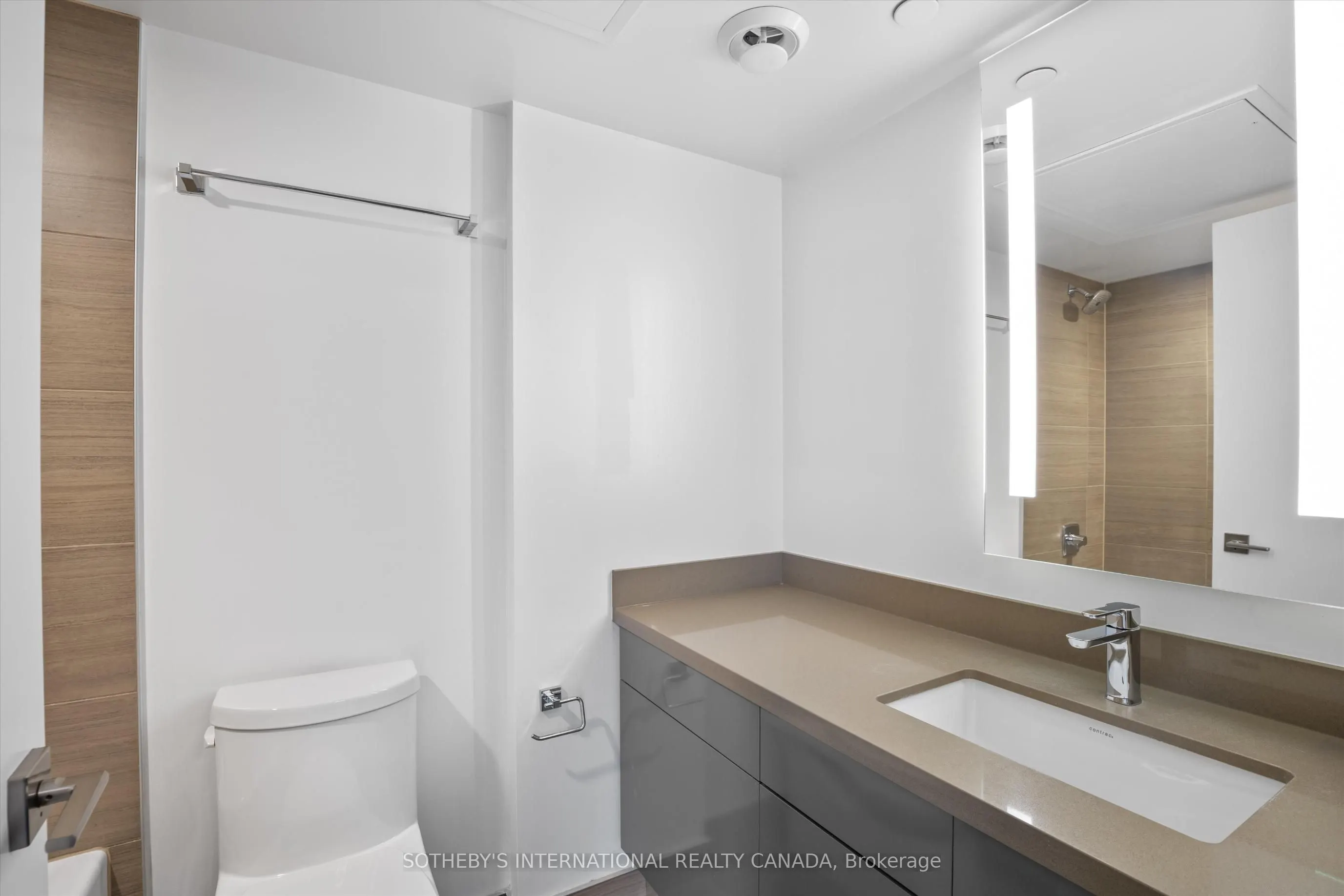 188 Cumberland Street, #604