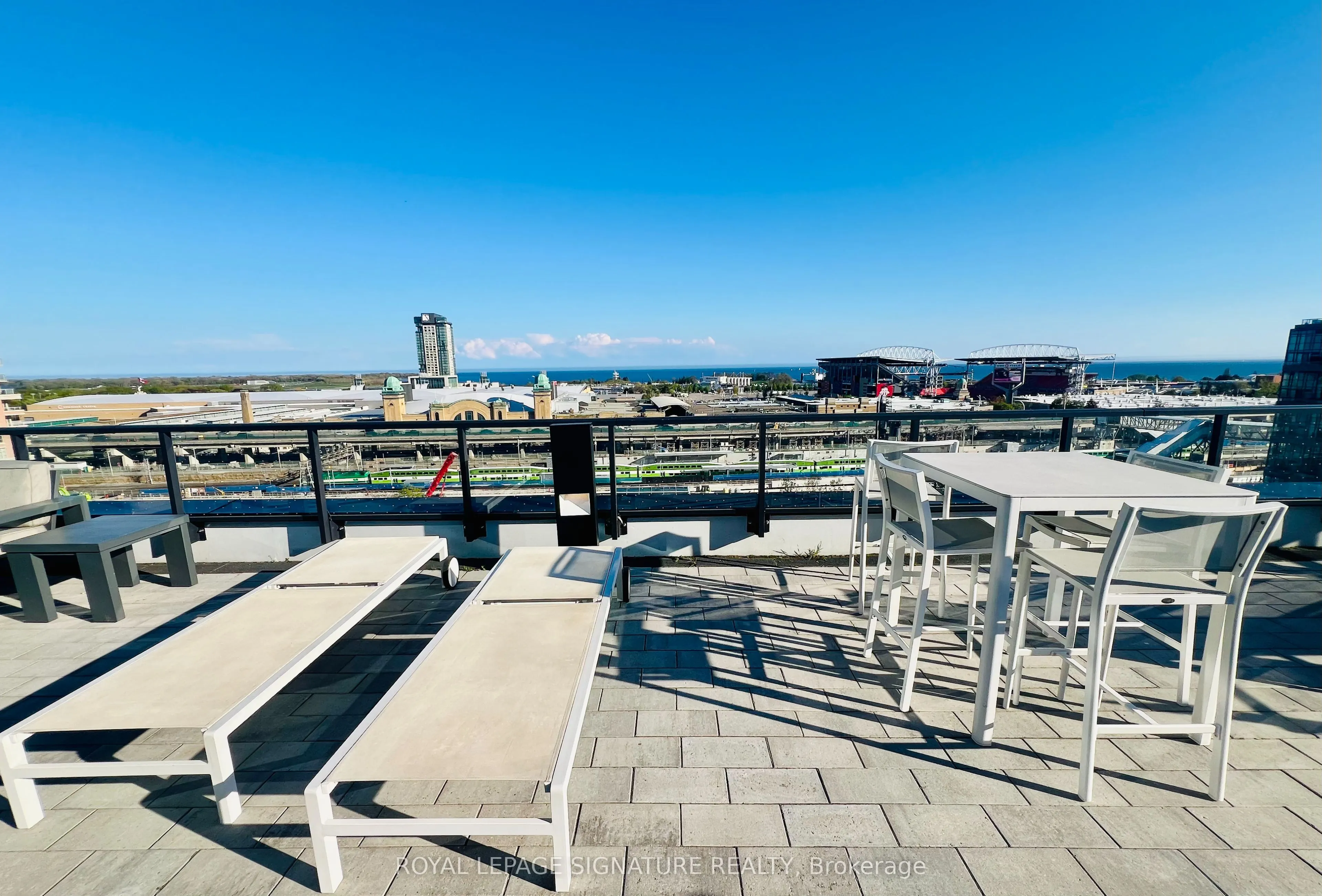 135 East Liberty Street, #1005