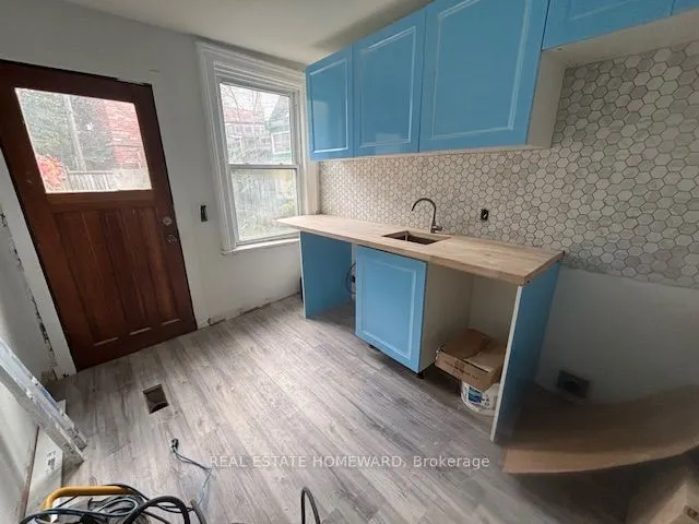 457 Queen Street E, #1