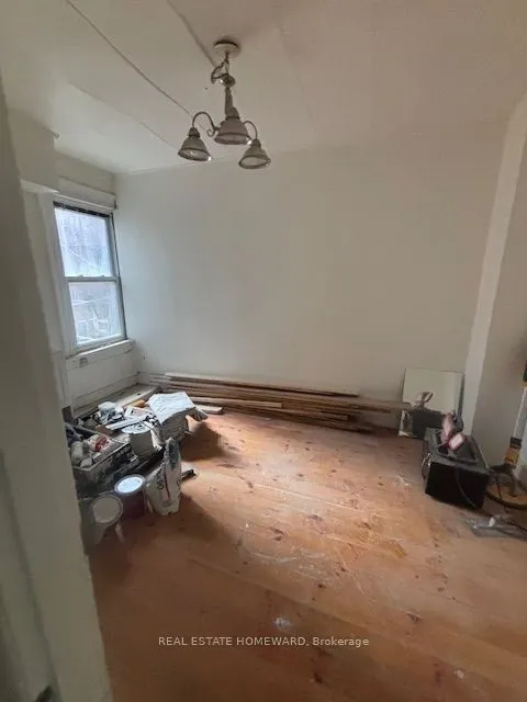 457 Queen Street E, #1