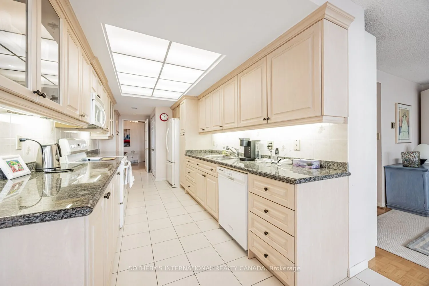 85 Skymark Drive, #2503