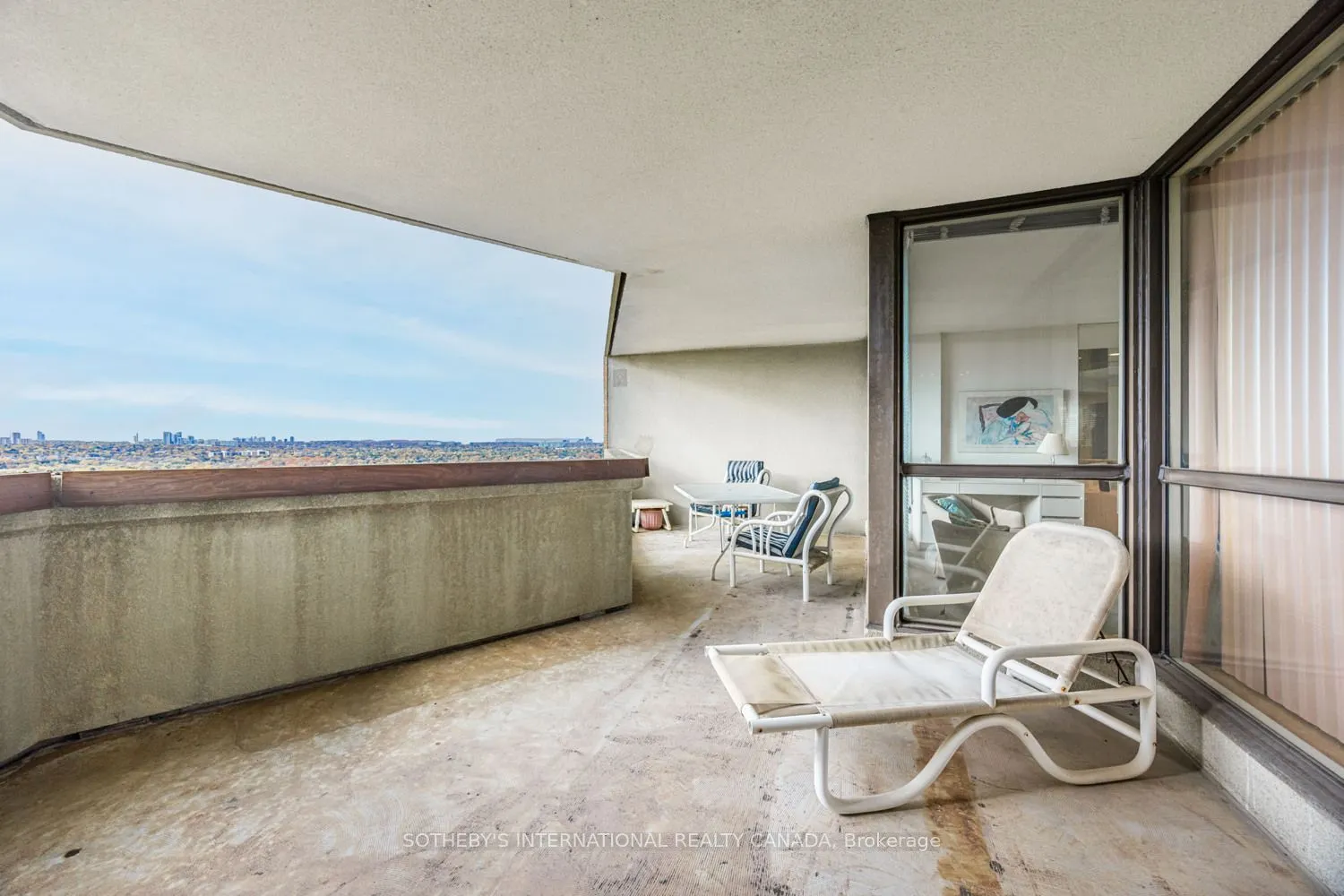 85 Skymark Drive, #2503