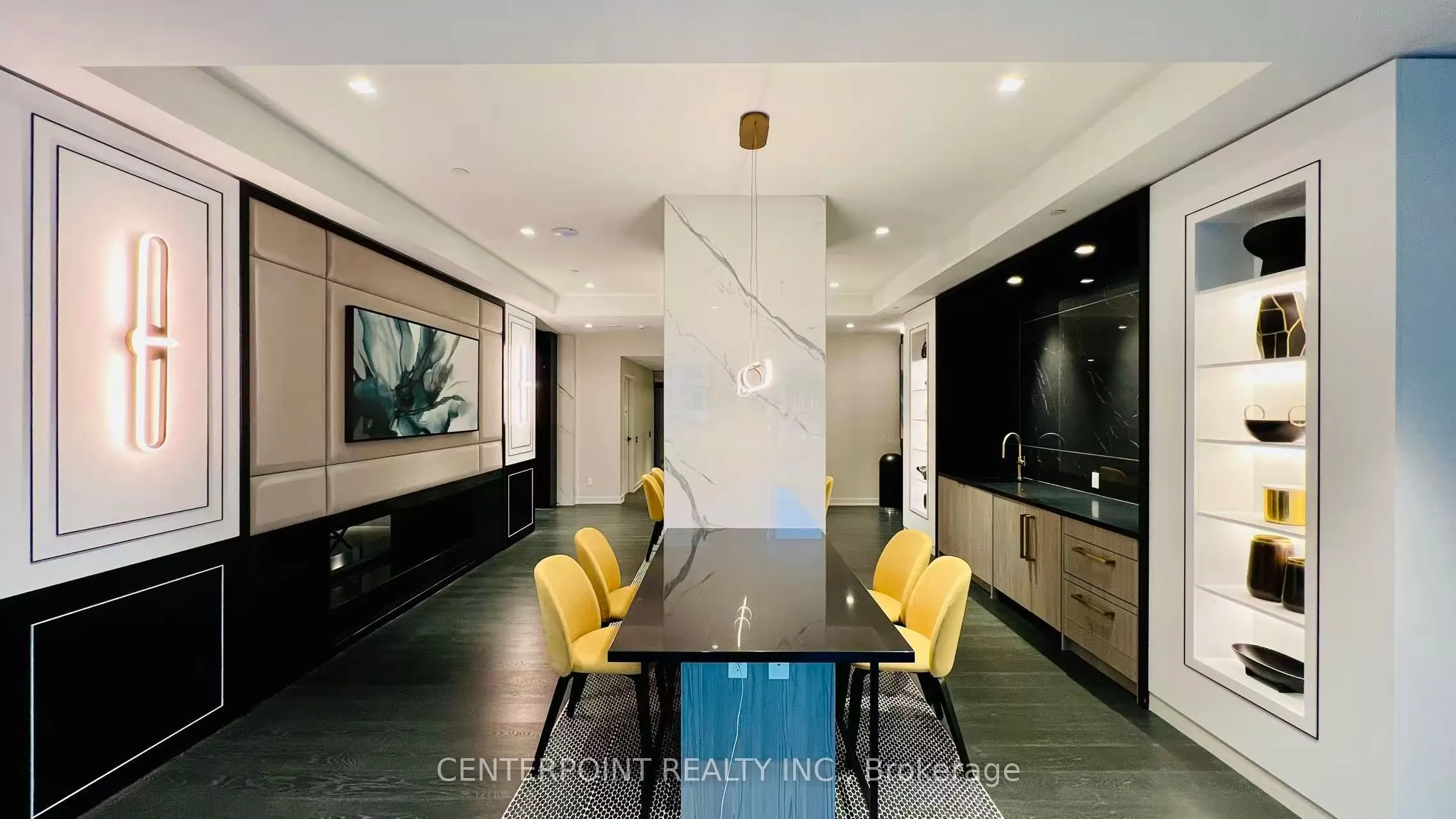 8 Wellesley Street W, #2916