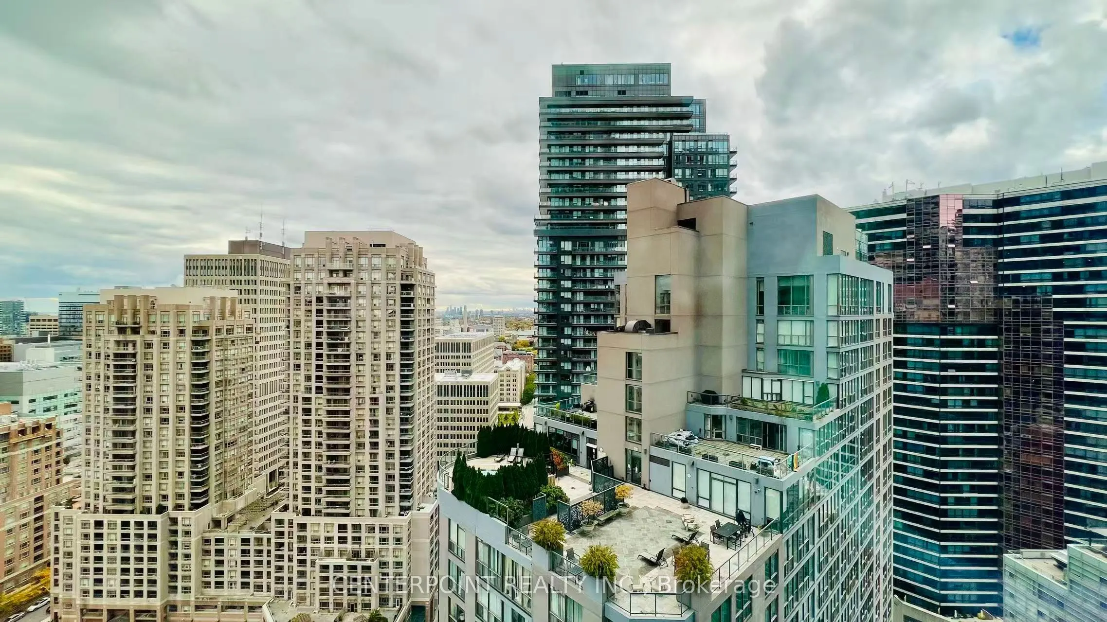 8 Wellesley Street W, #2916