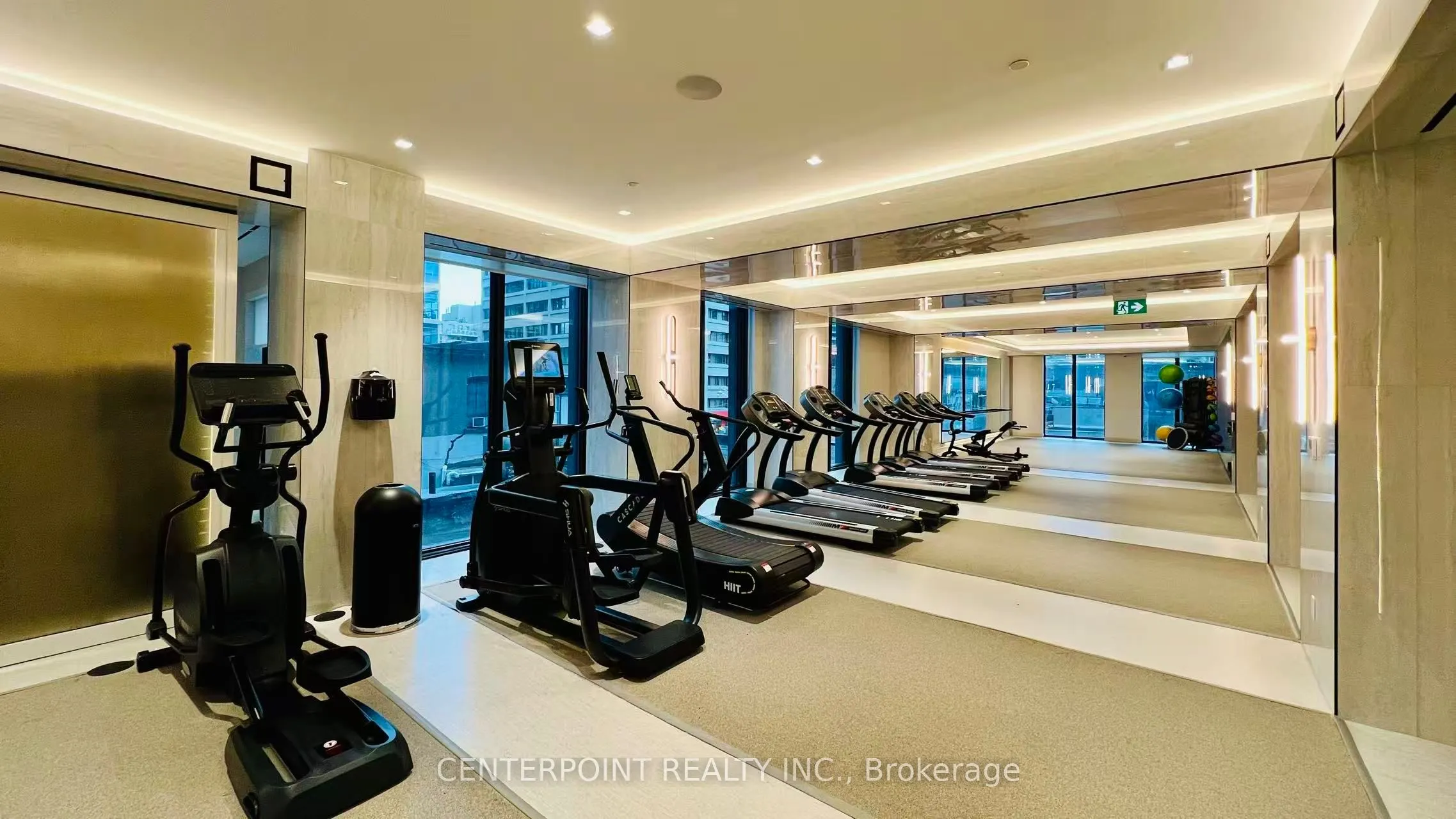 8 Wellesley Street W, #2916