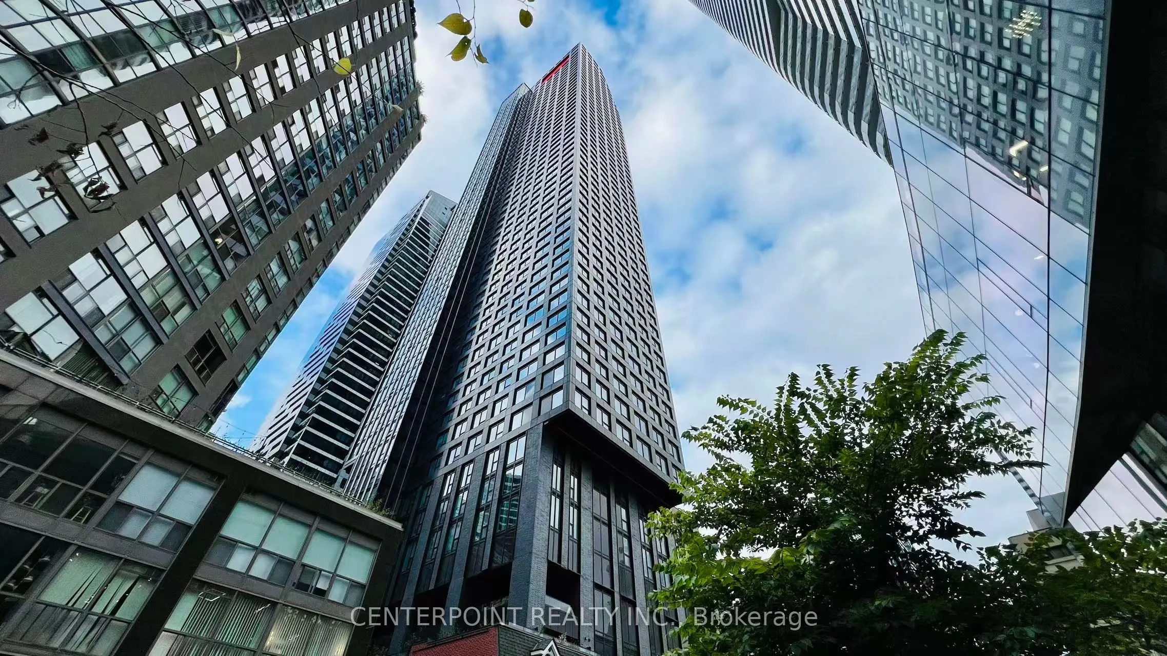 8 Wellesley Street W, #2916