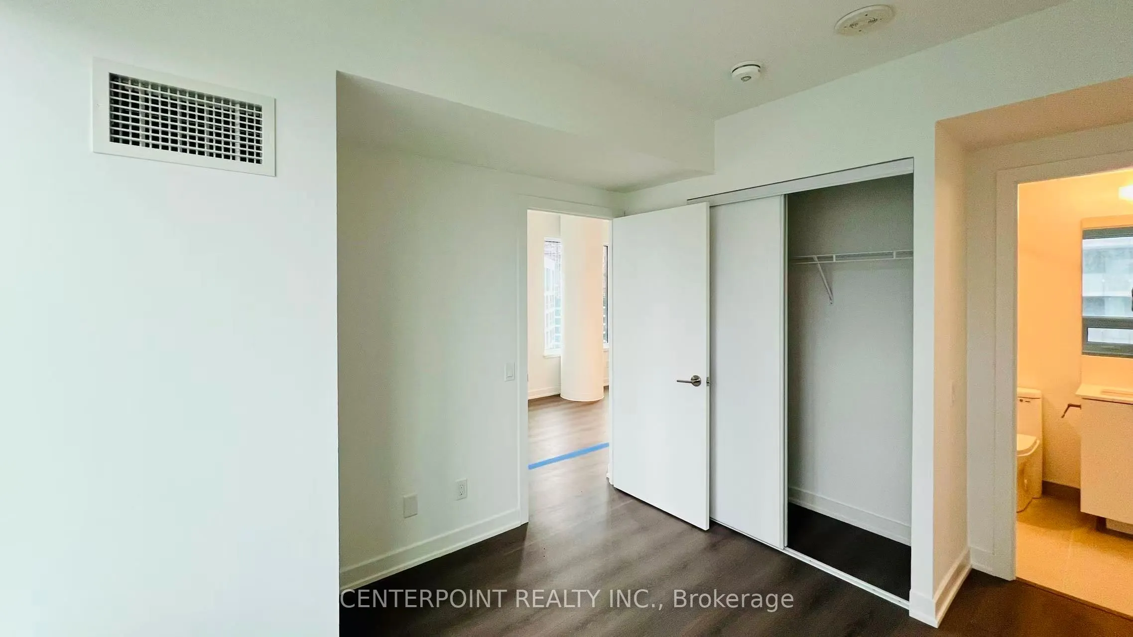 8 Wellesley Street W, #2916