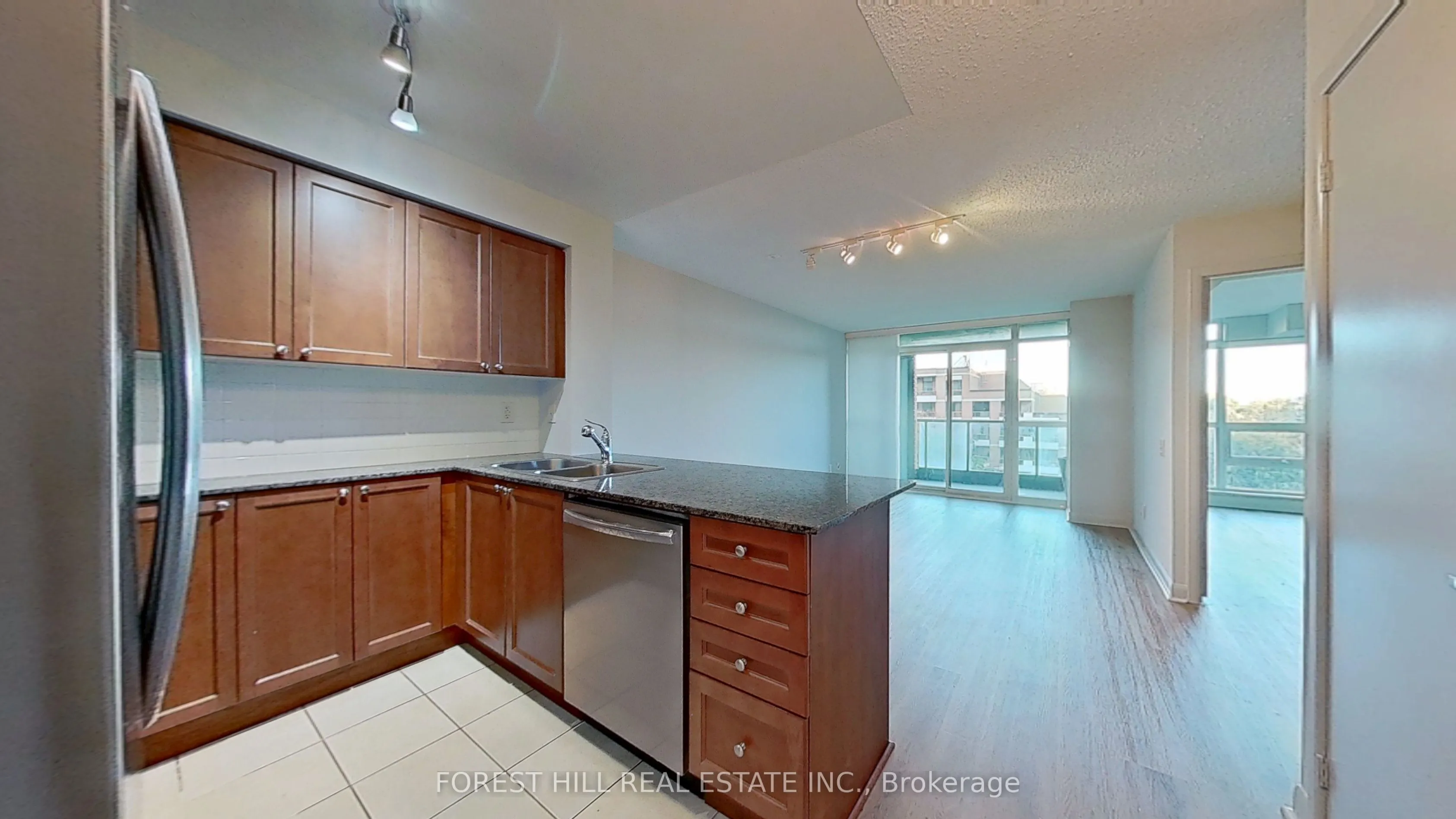 525 Wilson Avenue, #409