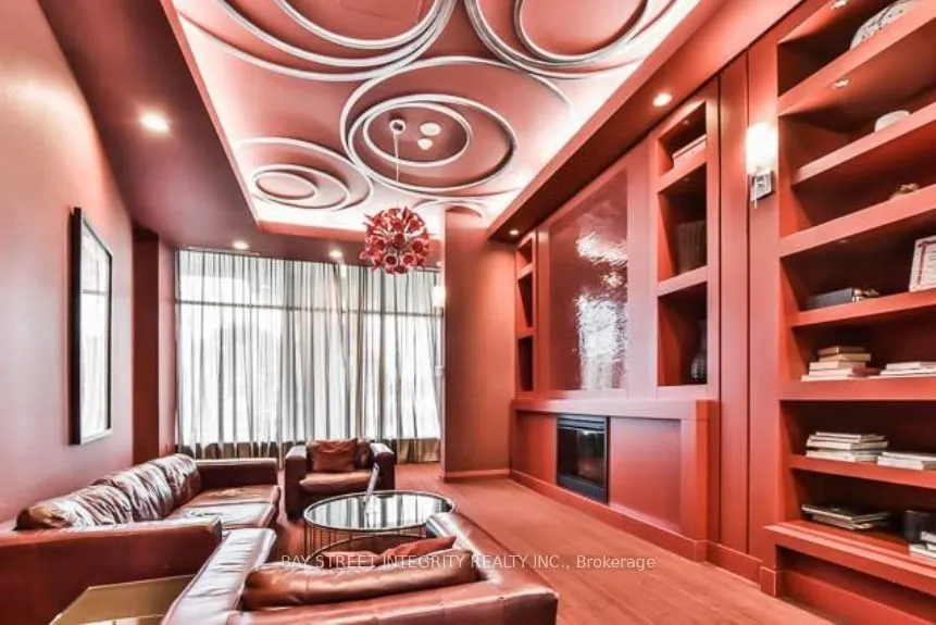 5793 Yonge Street, #607