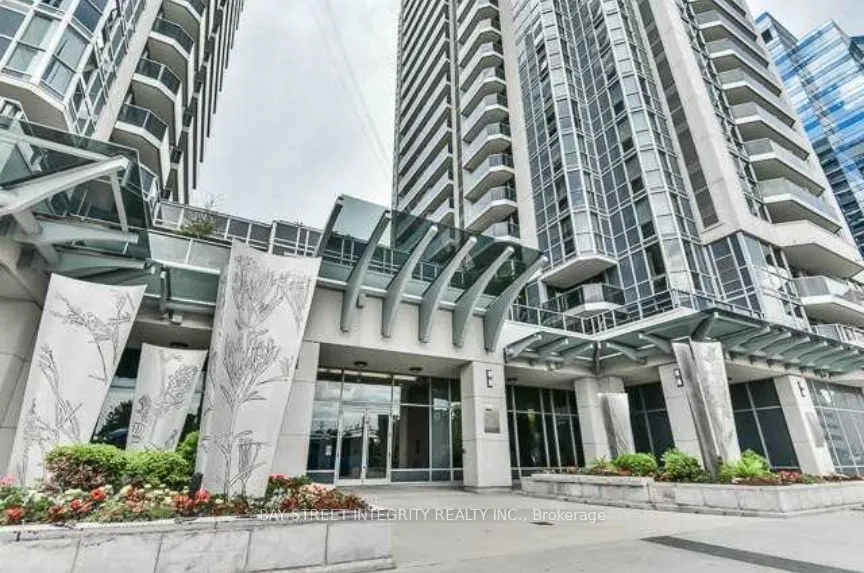 5793 Yonge Street, #607
