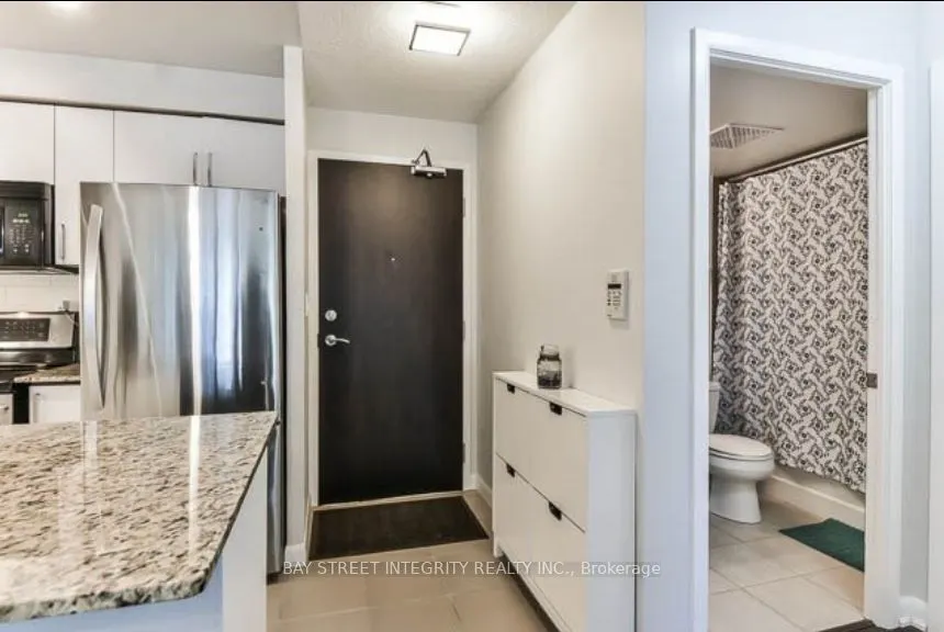 5793 Yonge Street, #607