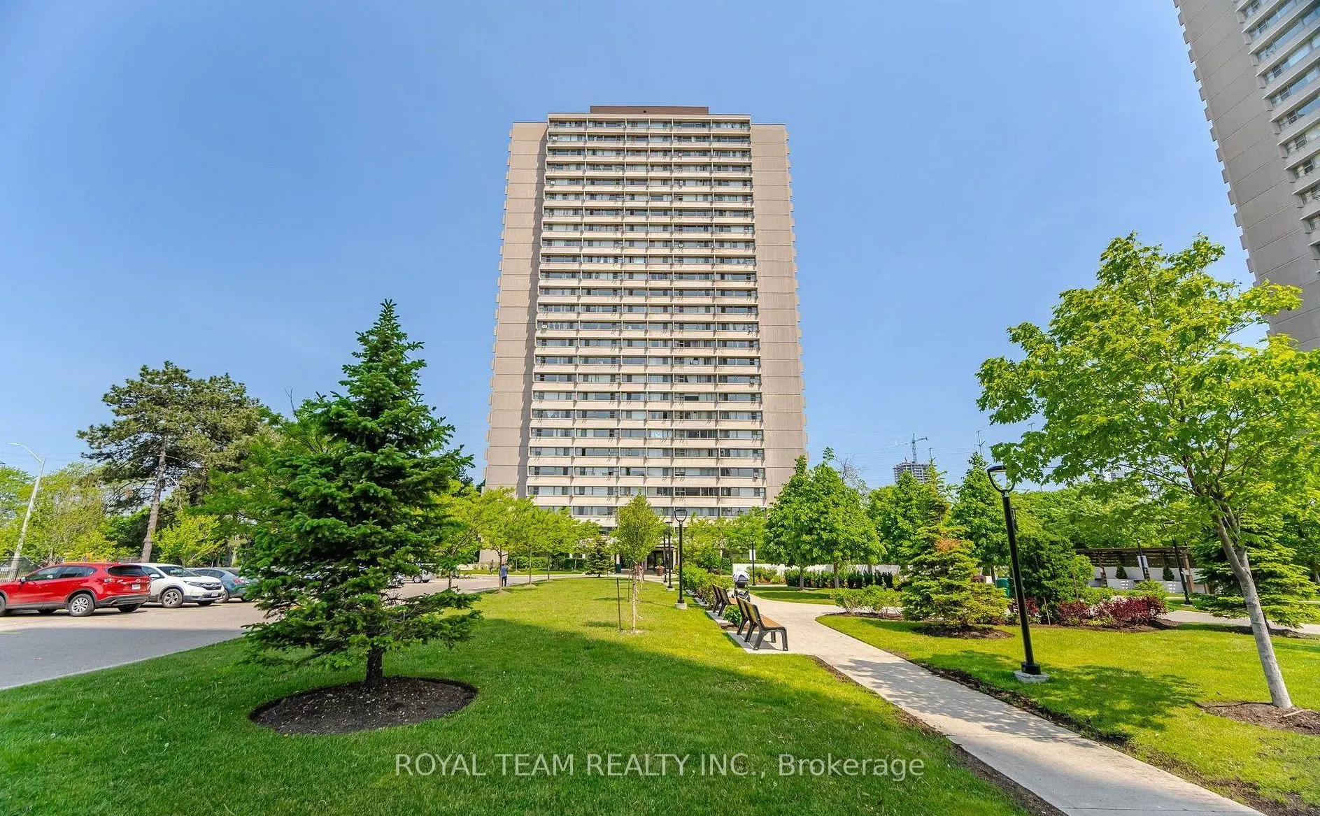 735 Don Mills Road, #201