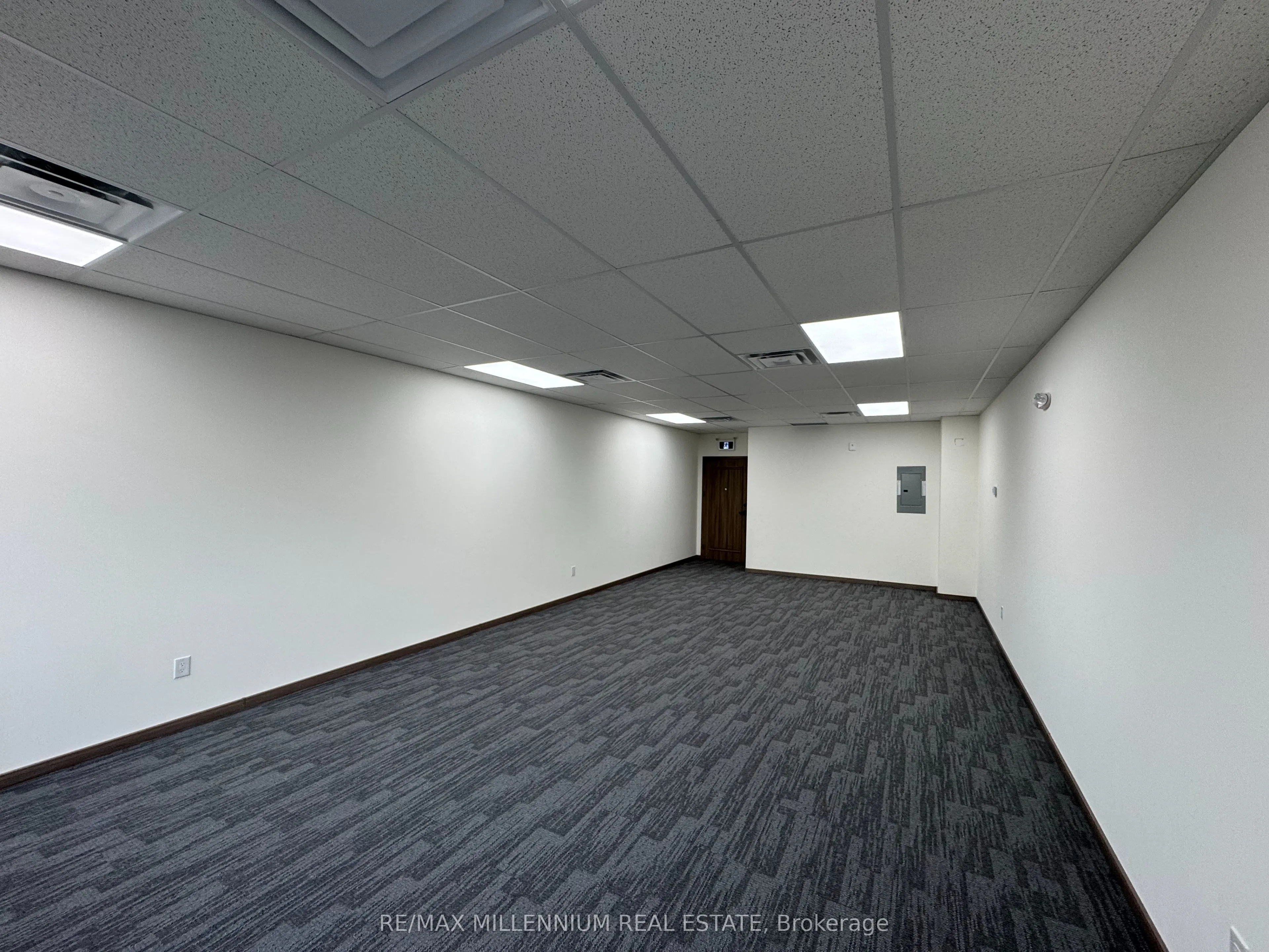 105 Gordon Baker Road E, #511