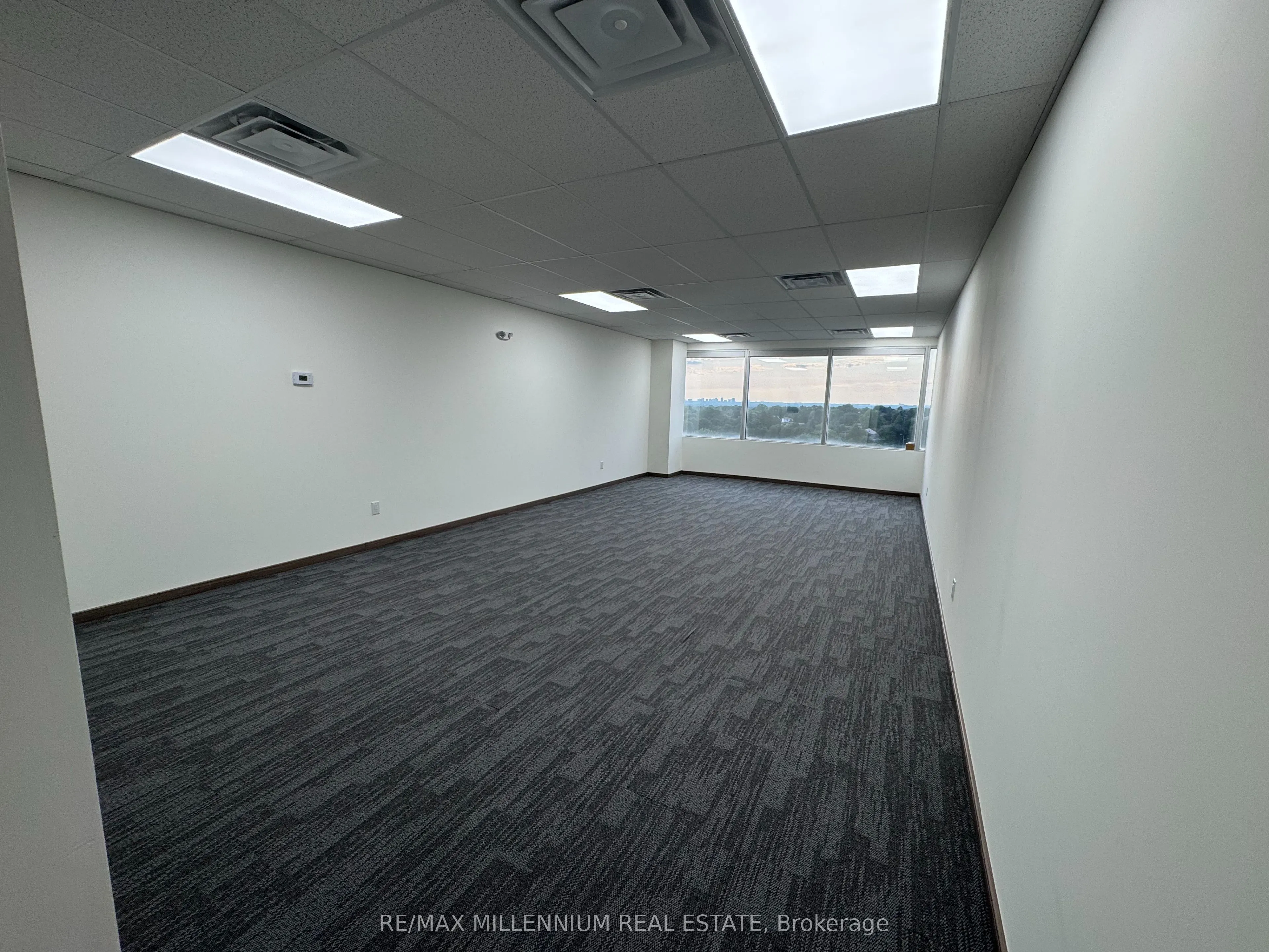 105 Gordon Baker Road E, #511