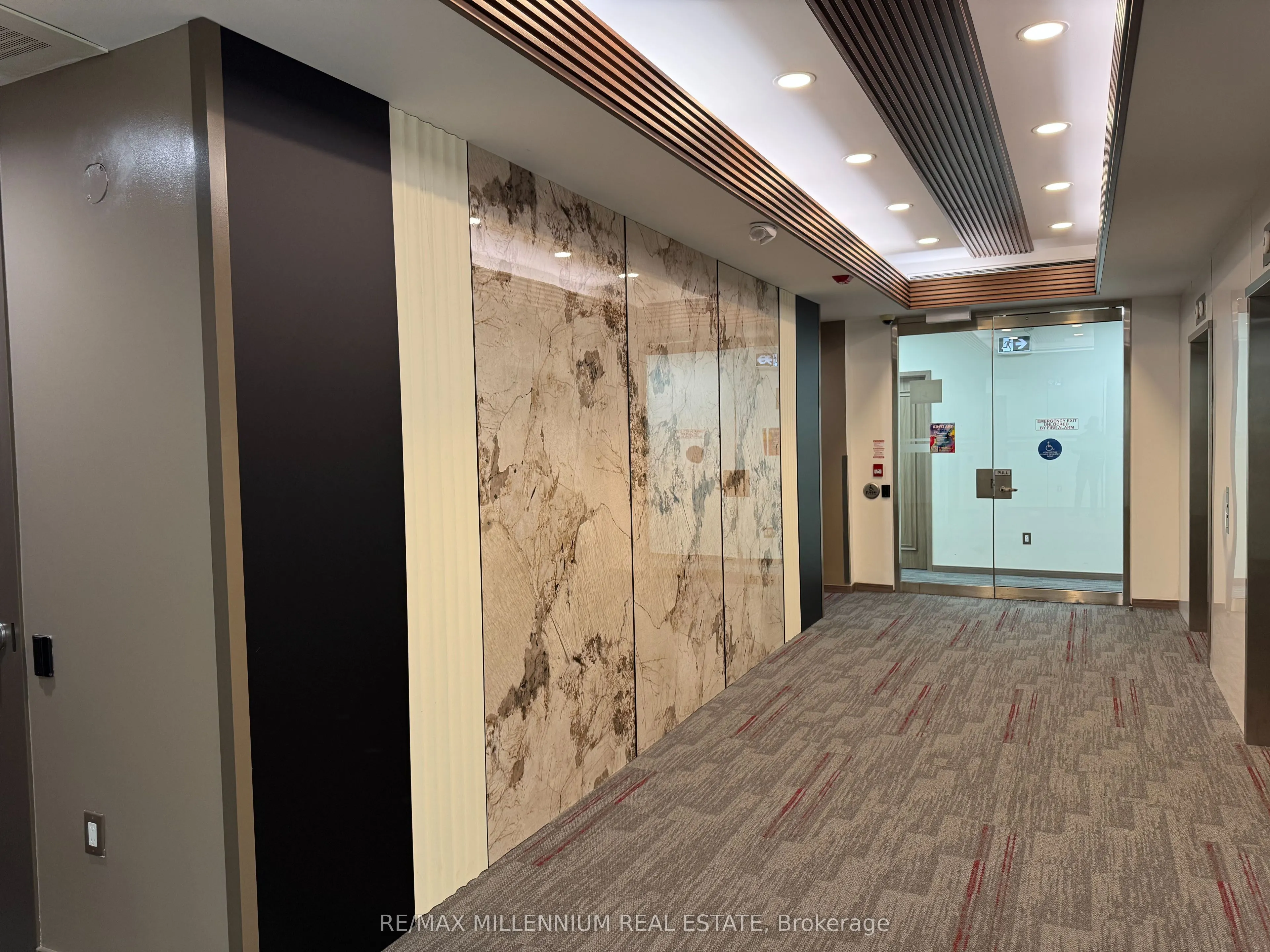 105 Gordon Baker Road E, #511