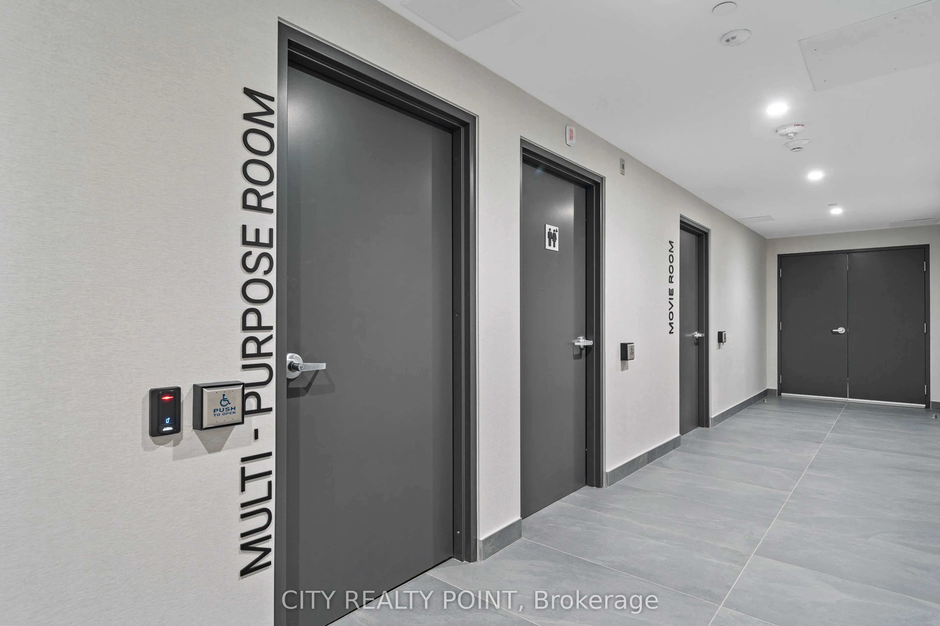 664 Spadina Avenue, #411