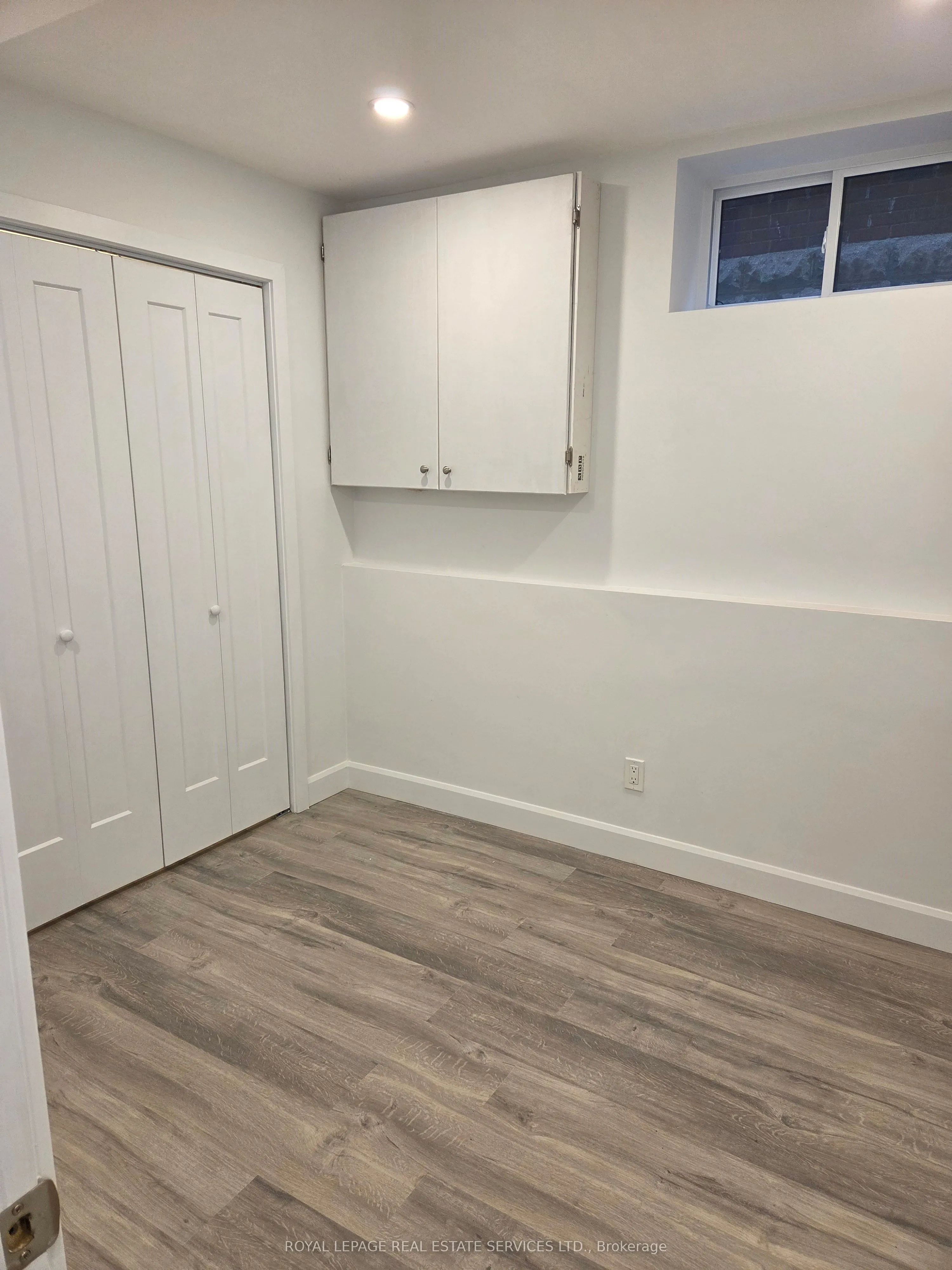 126 Lawrence Avenue W, #Lower