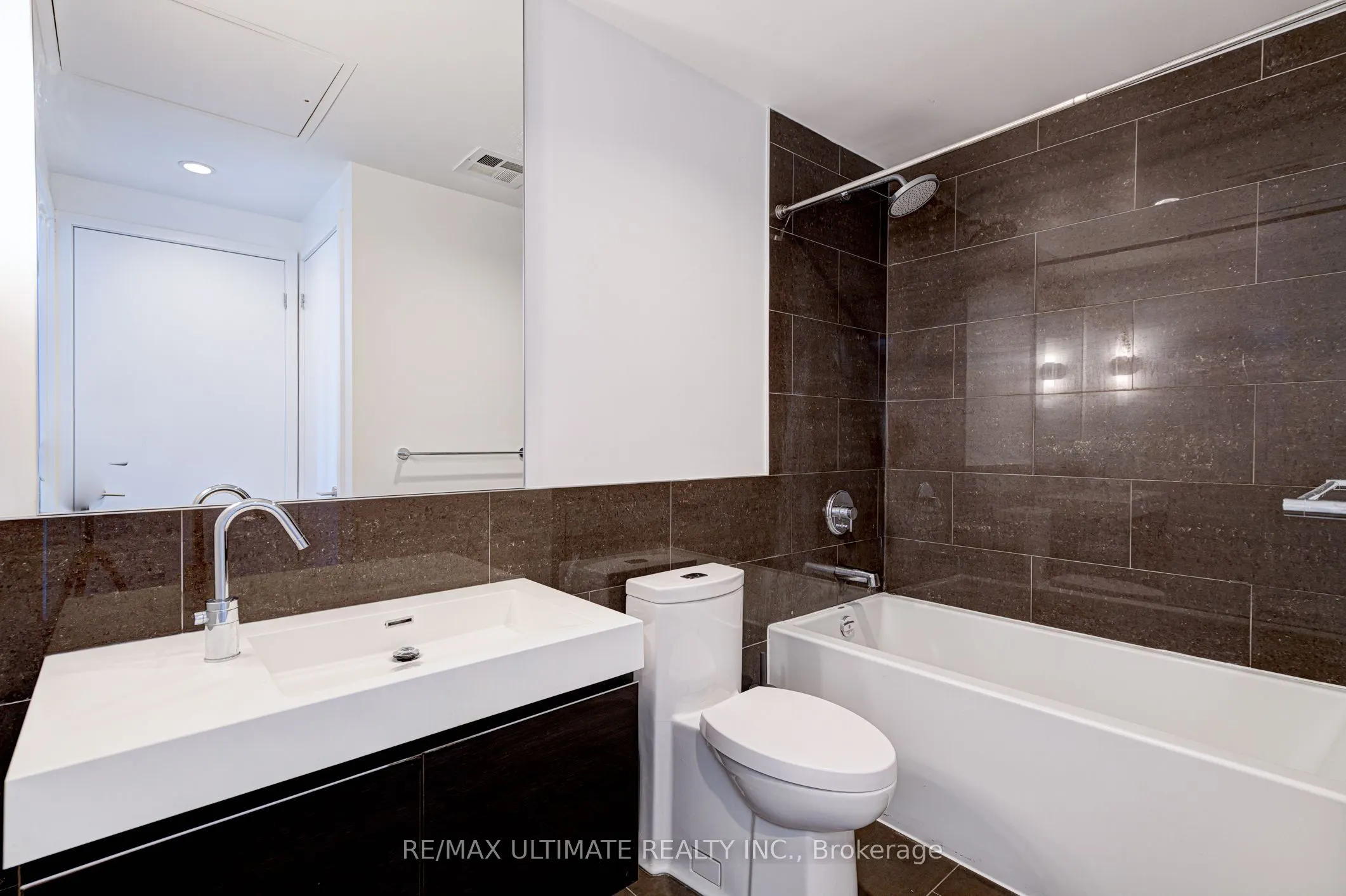 390 Cherry Street, #3003