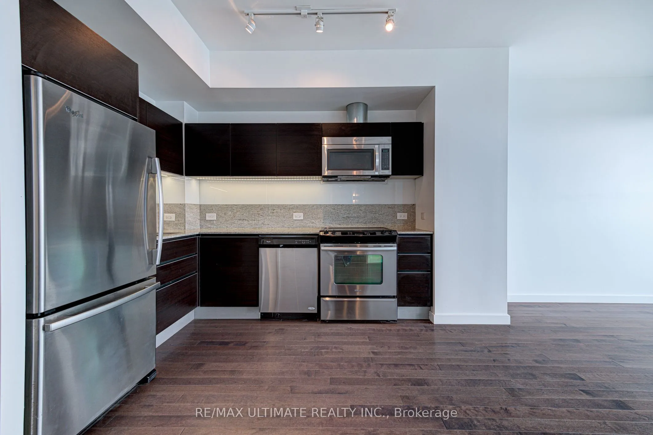 390 Cherry Street, #3003