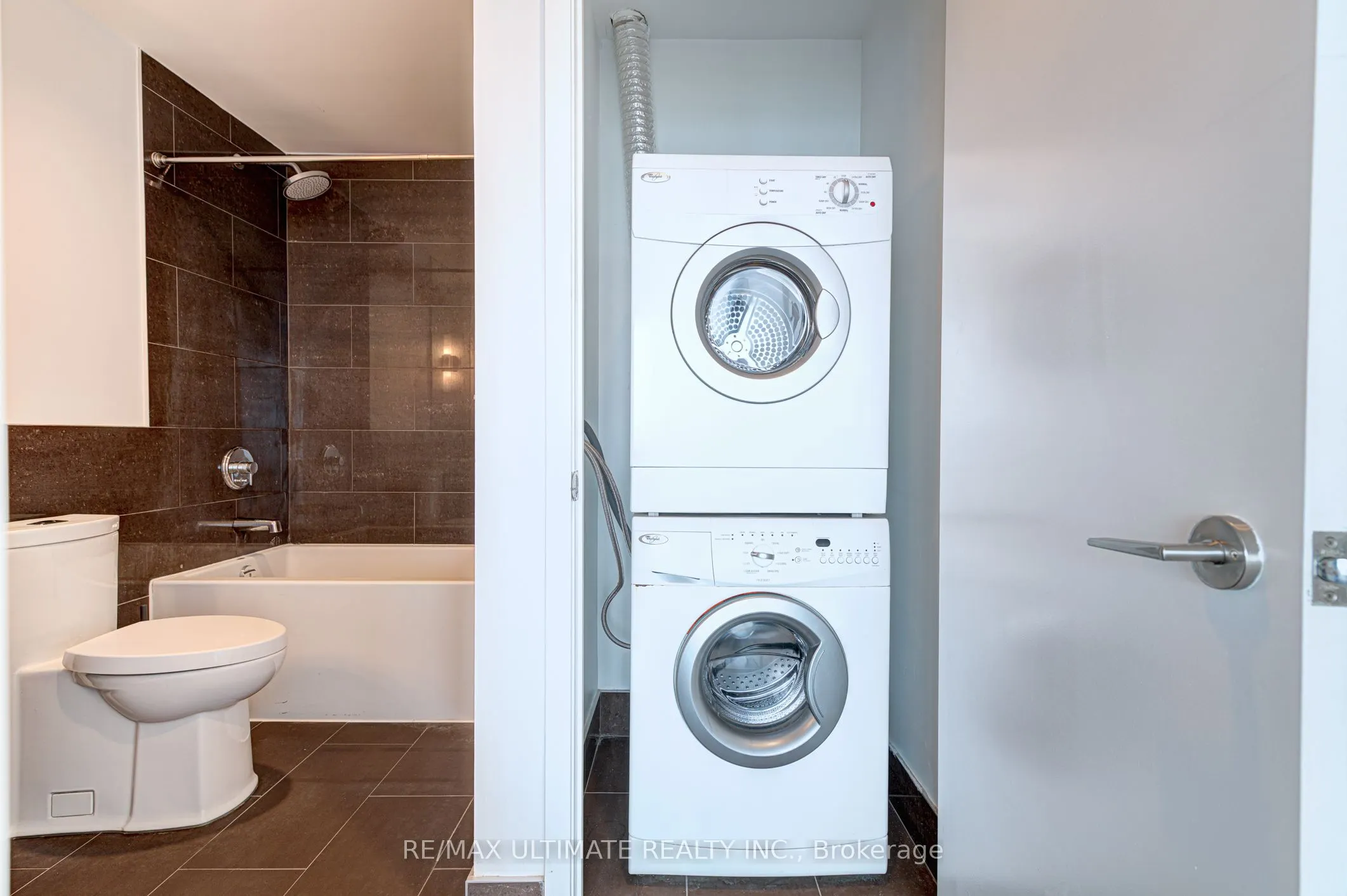 390 Cherry Street, #3003