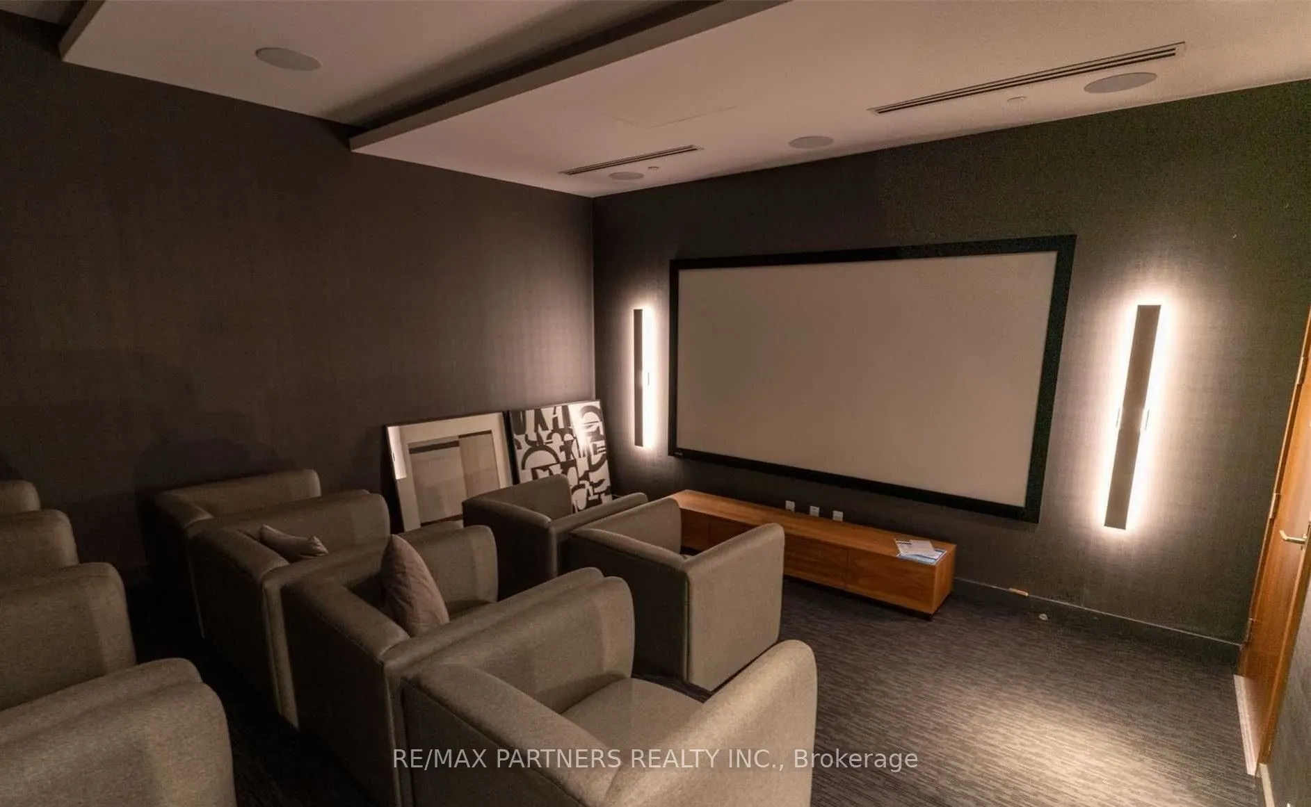 38 Cameron Street, #716