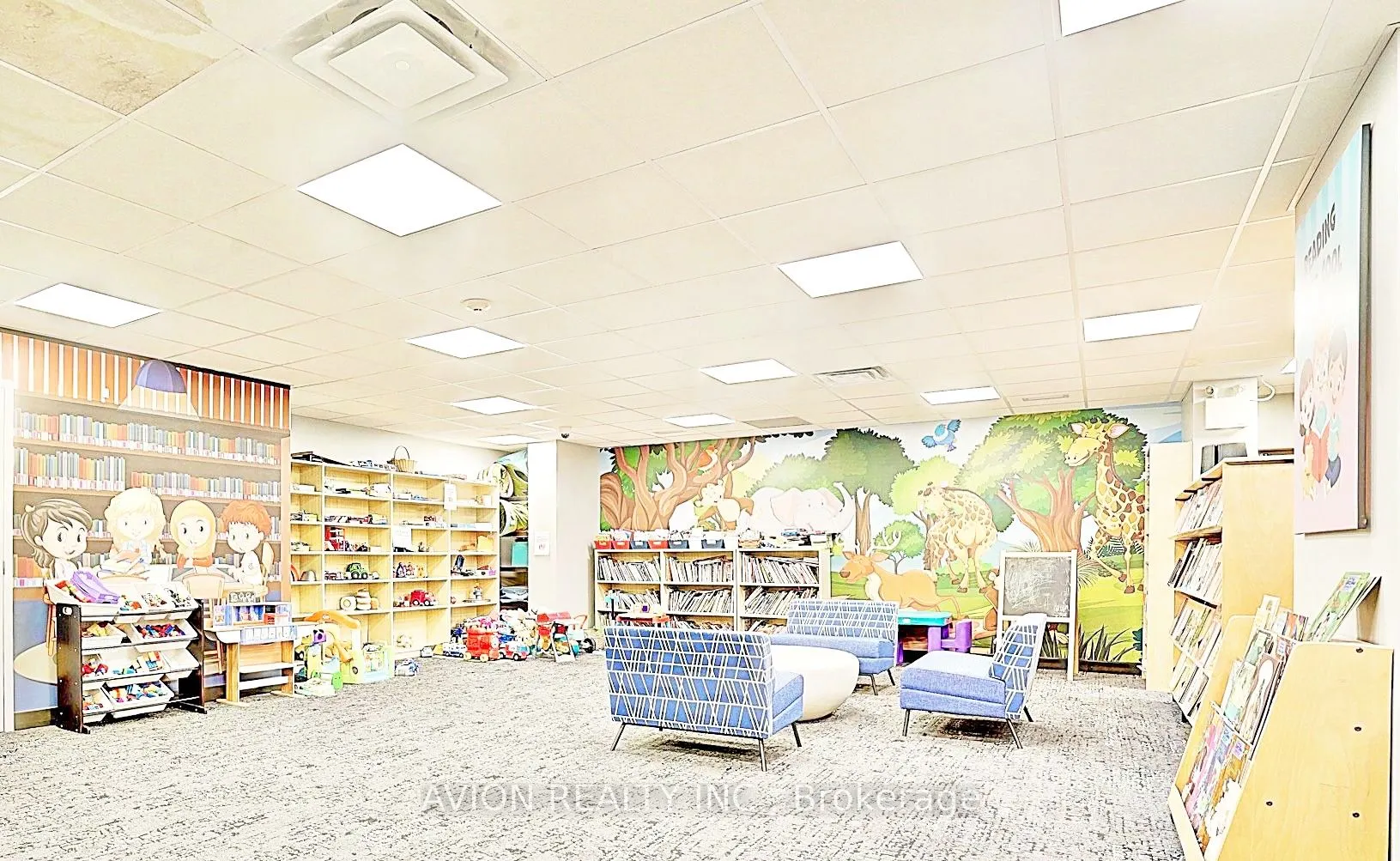 45 Carlton Street, ##1917