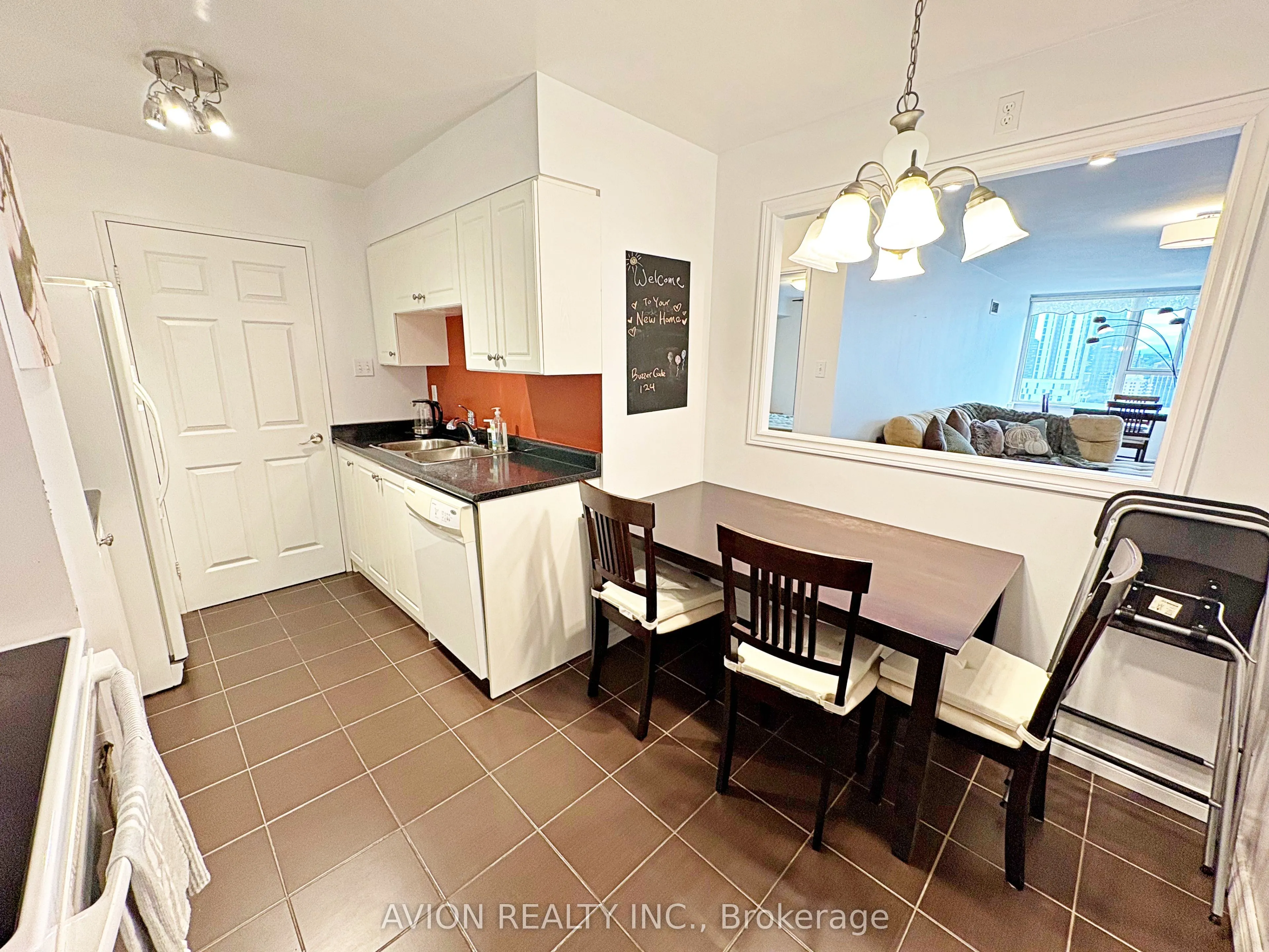 45 Carlton Street, ##1917